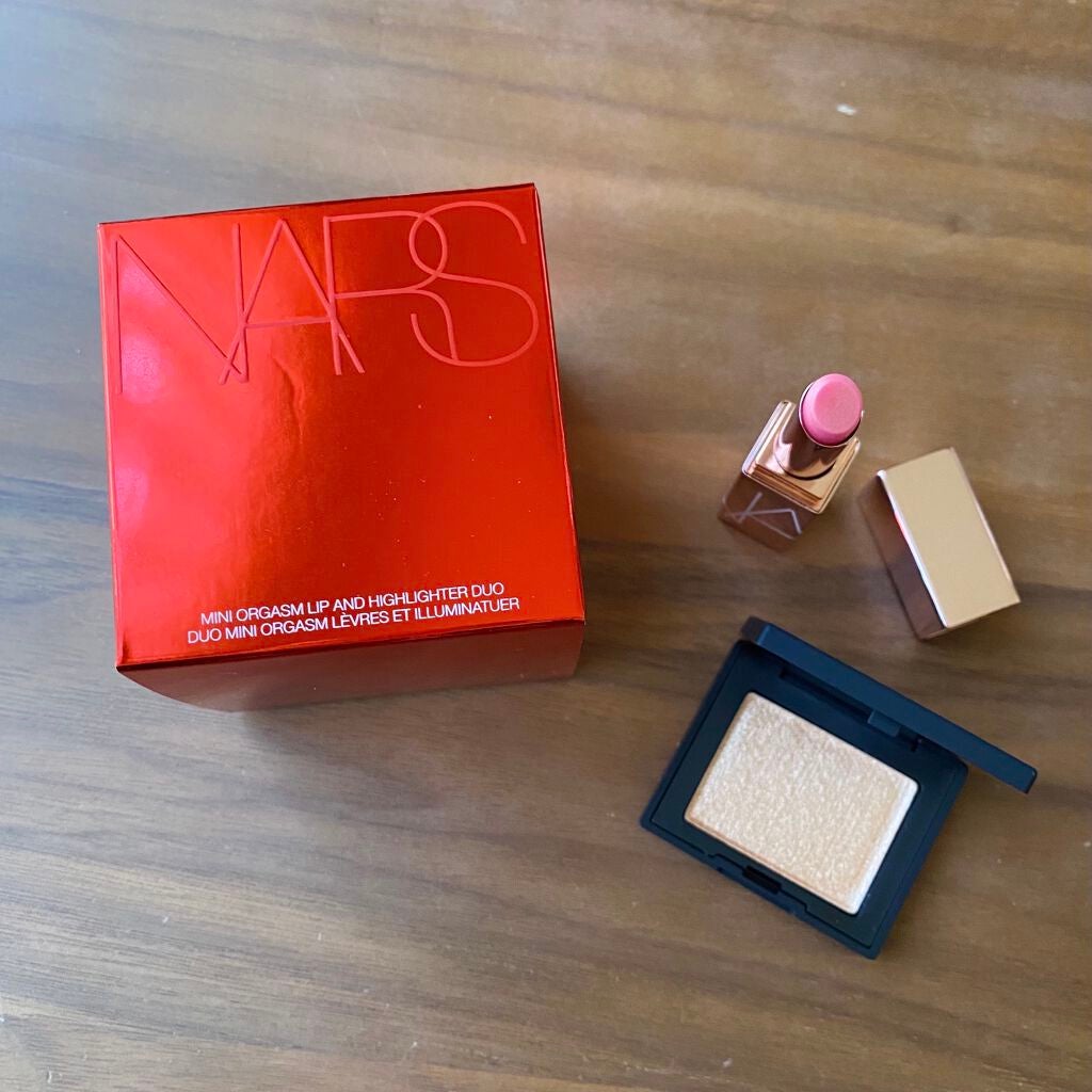ミニオーガズム リップ&ハイライターデュオ/NARS/メイクアップキットを使ったクチコミ(1枚目)