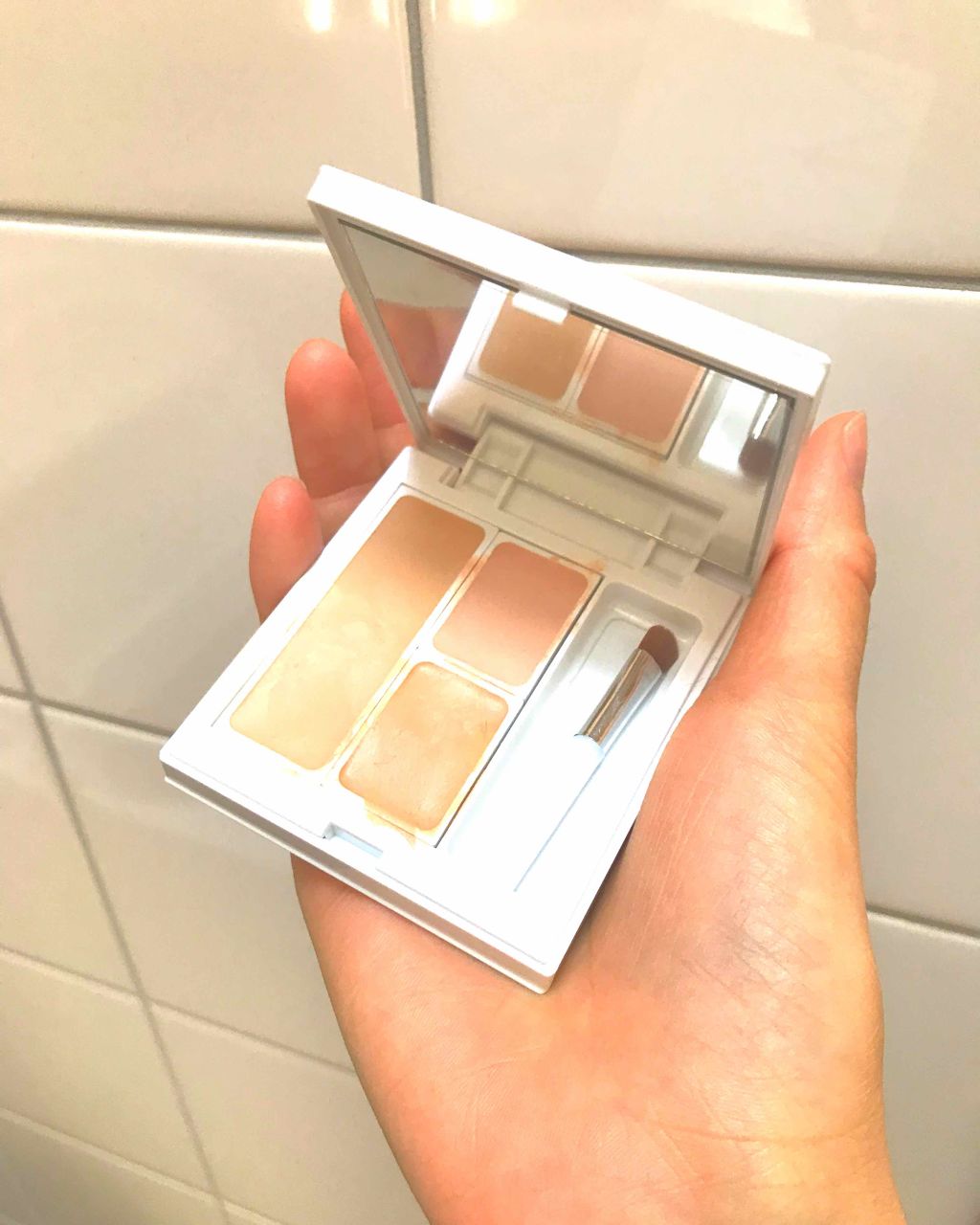 ナチュラルホワイトニングコンシーラー SPF32 PA++/MiMC/パレットコンシーラーを使ったクチコミ（2枚目）