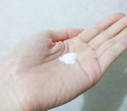 デイリーマイクロフォリエント/ダーマロジカ/洗顔パウダーを使ったクチコミ(2枚目)