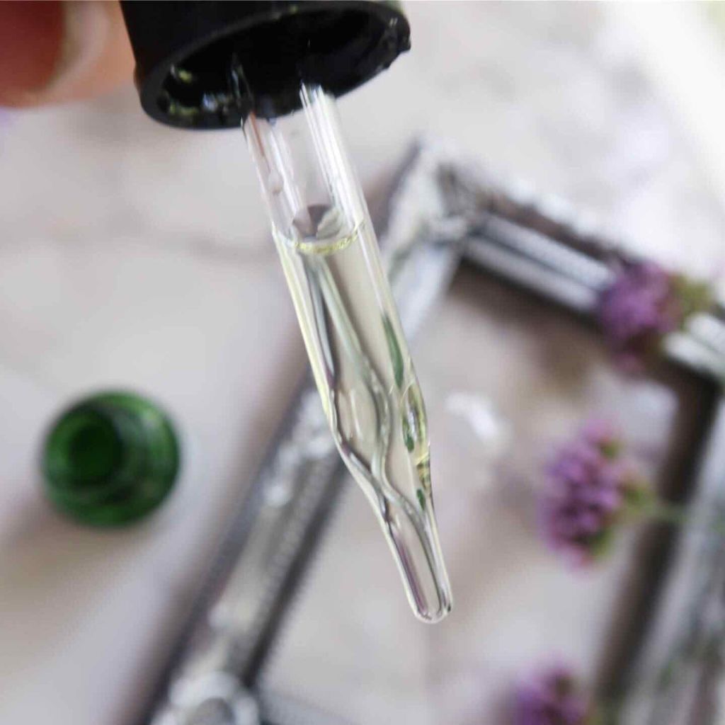 ミスクレオ on LIPS 「こちらブースターとしても使えて肌のターンオーバーも整えてくれる..」(2枚目)