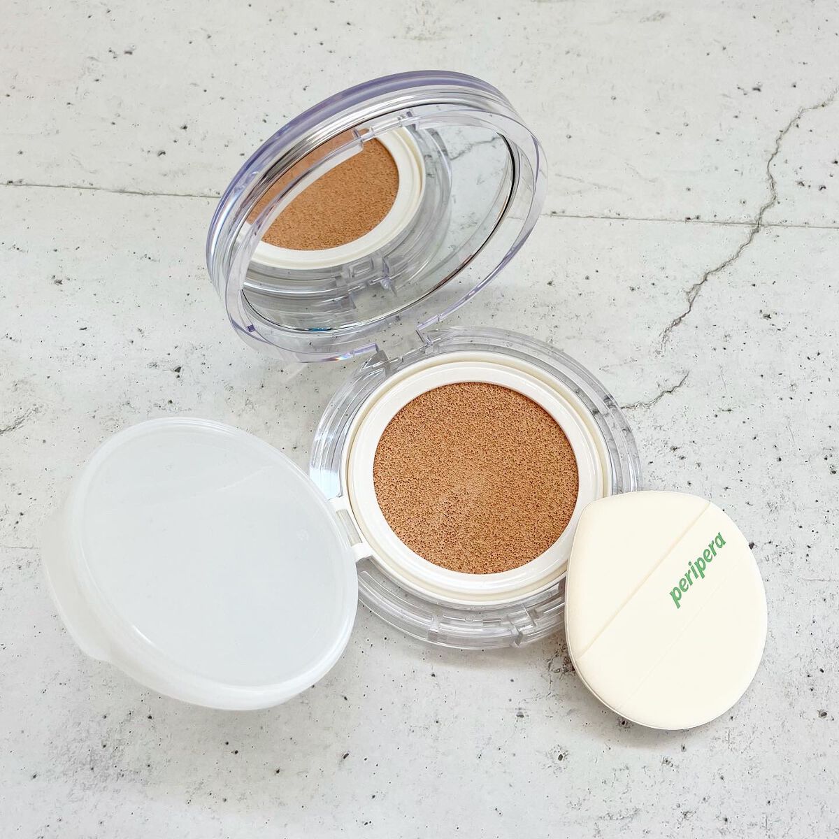 ムードヴィーガングロークッション/PERIPERA/クッションファンデーションを使ったクチコミ（2枚目）