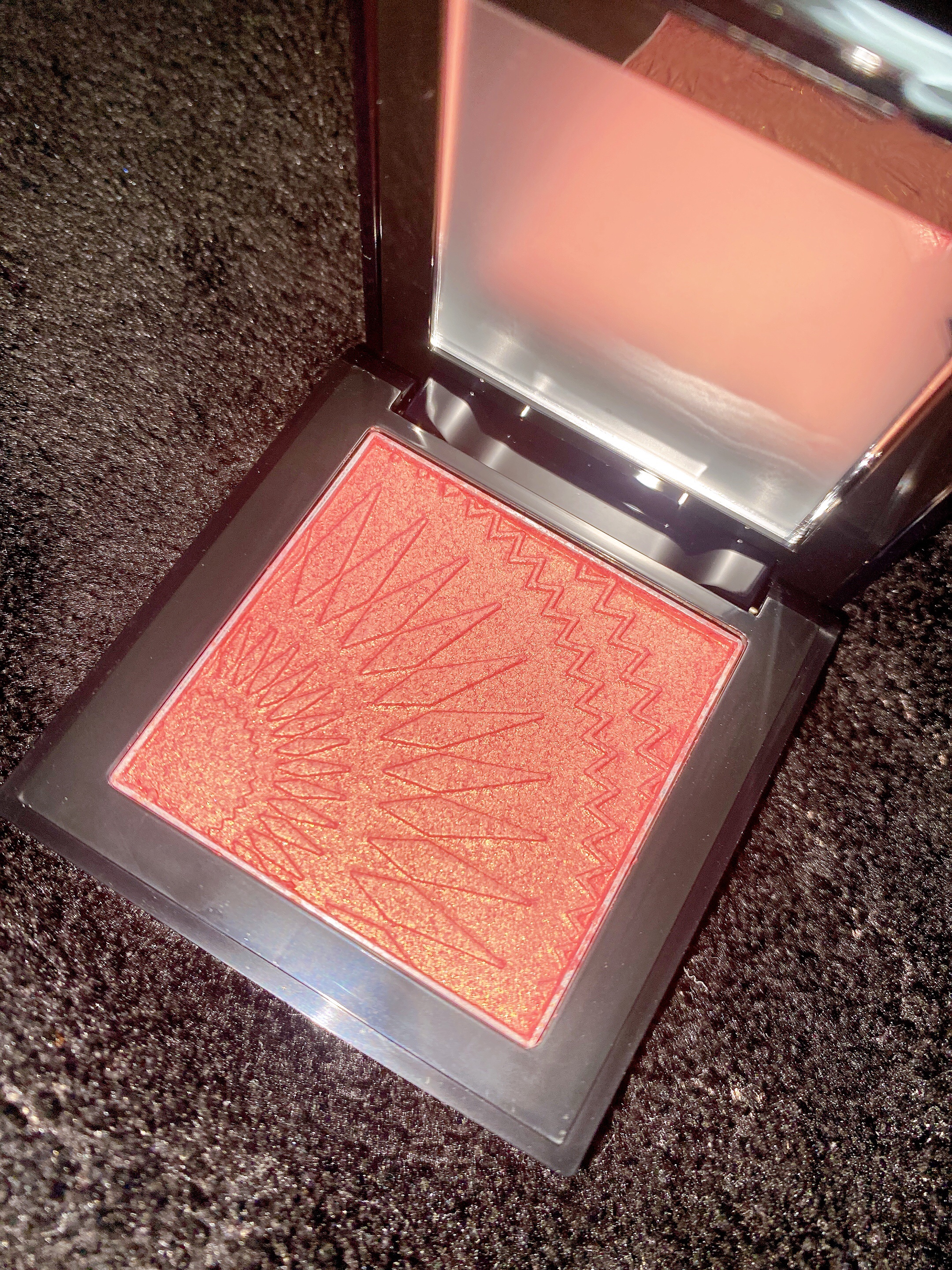 薄霧錦紗 単色チーク/ZEESEA/パウダーチークを使ったクチコミ（1枚目）