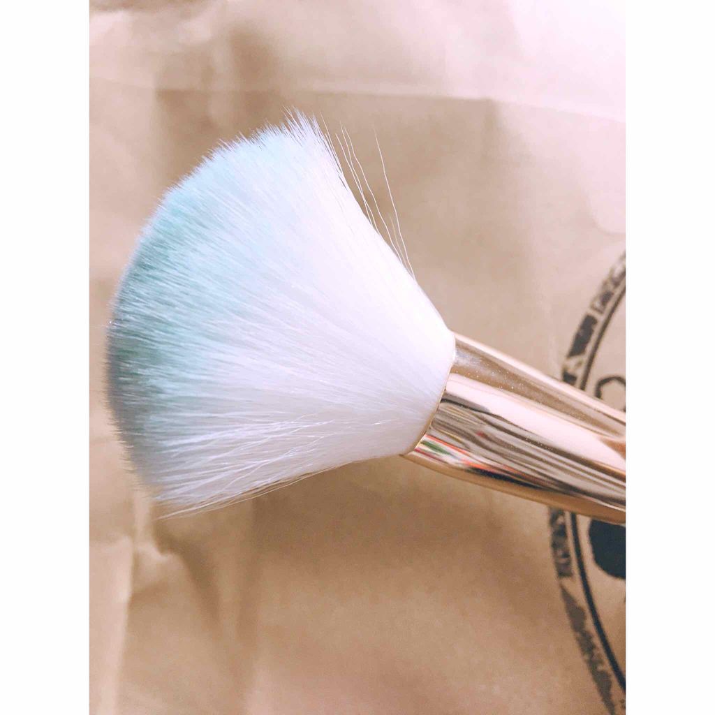 ごくふわっ ミッキーブラシ/DAISO/メイクブラシを使ったクチコミ(2枚目)