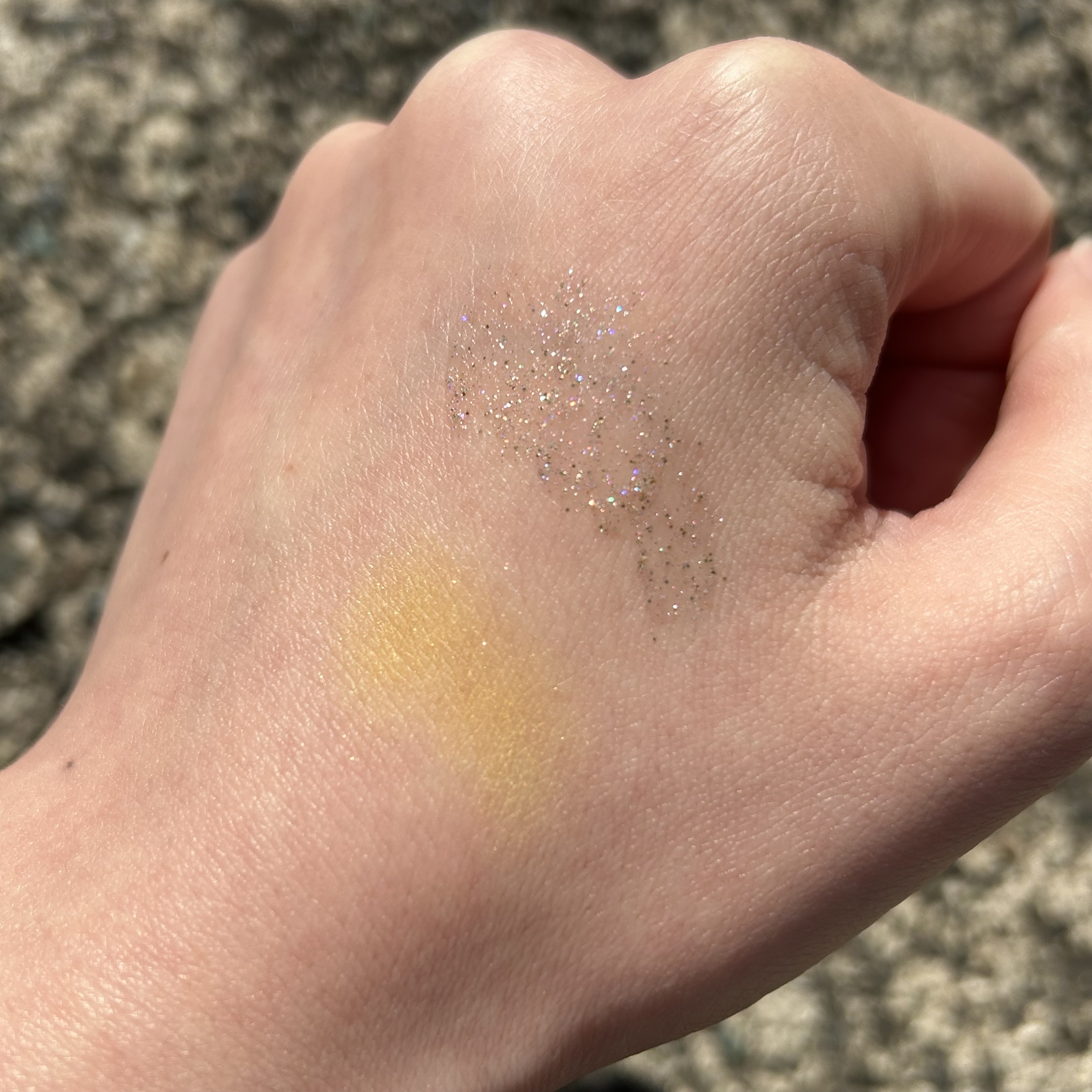 スモール アイシャドウ メモリーズ オブ スペース/M・A・C/単色アイシャドウを使ったクチコミ（2枚目）