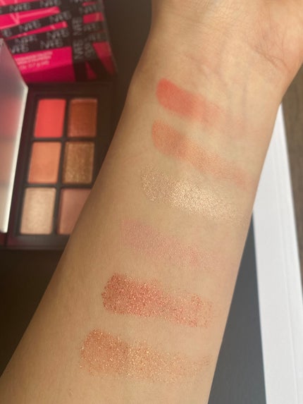 アンラップド ミニアイシャドーパレット ORGASM /NARS/アイシャドウパレットを使ったクチコミ(2枚目)