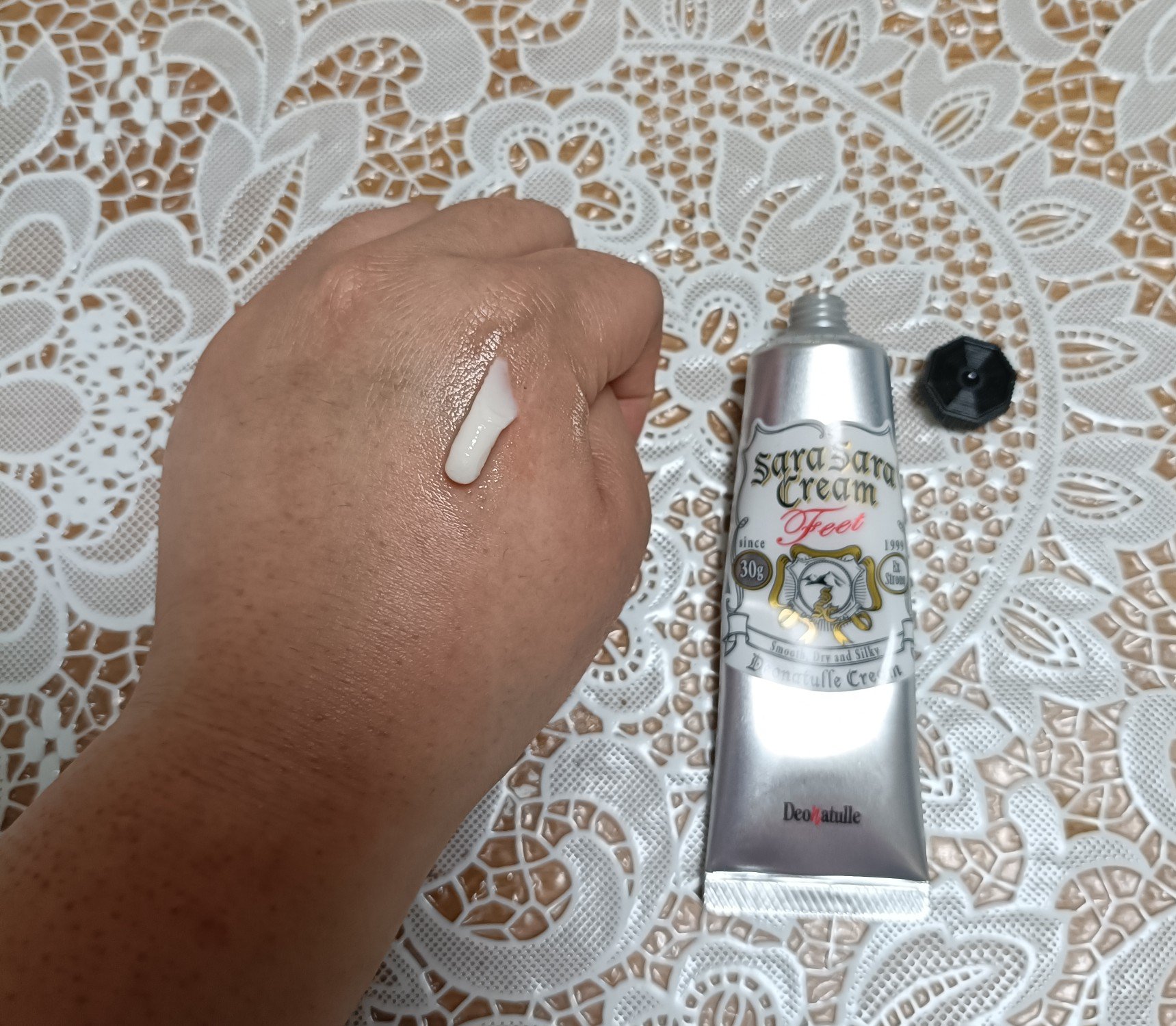 薬用足指さらさらクリーム/デオナチュレ/デオドラント・制汗剤を使ったクチコミ（3枚目）