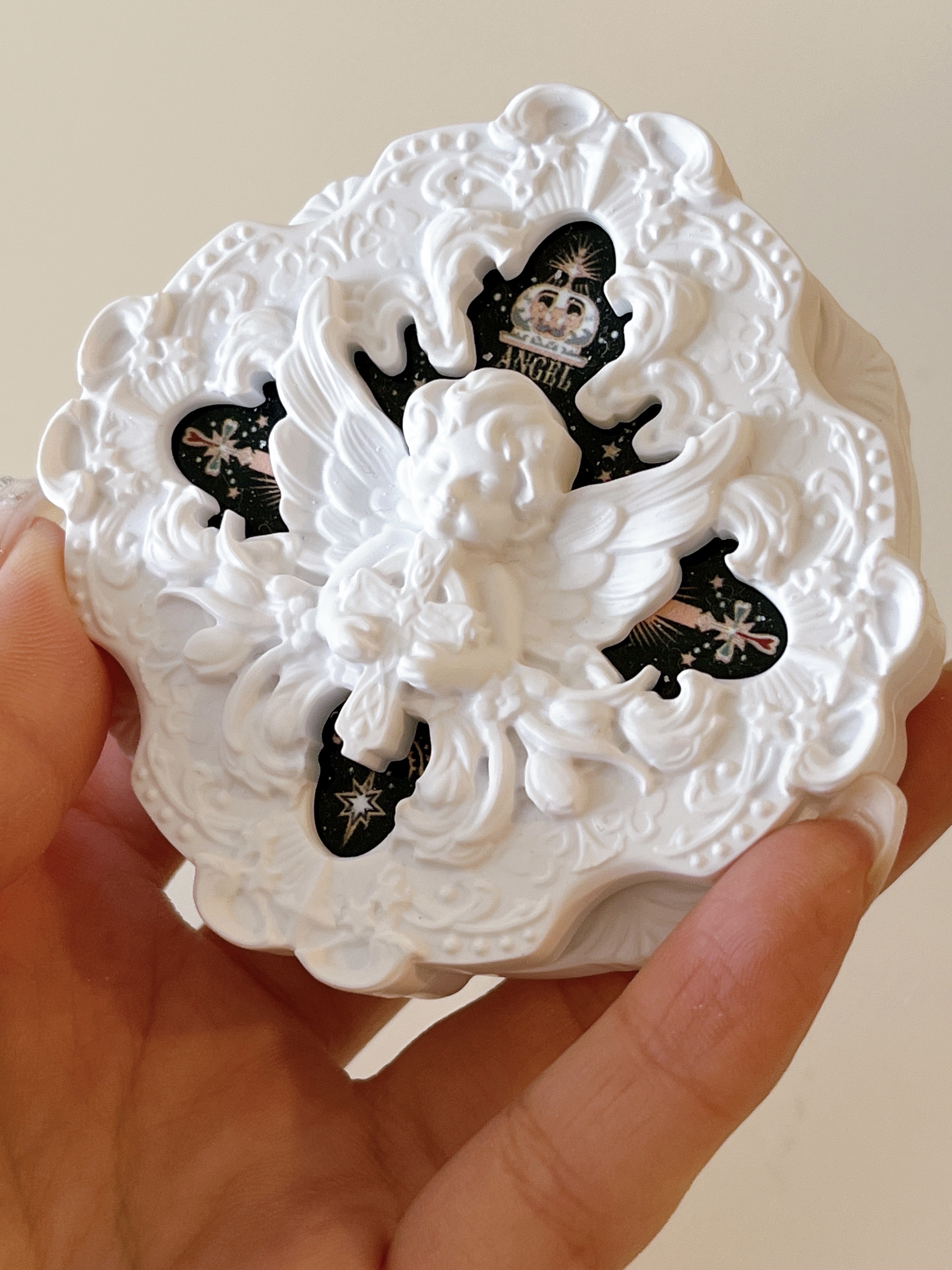 リトルエンジェル ハイライター ニューエラ（新世界）/FlowerKnows/パウダーハイライトを使ったクチコミ（2枚目）