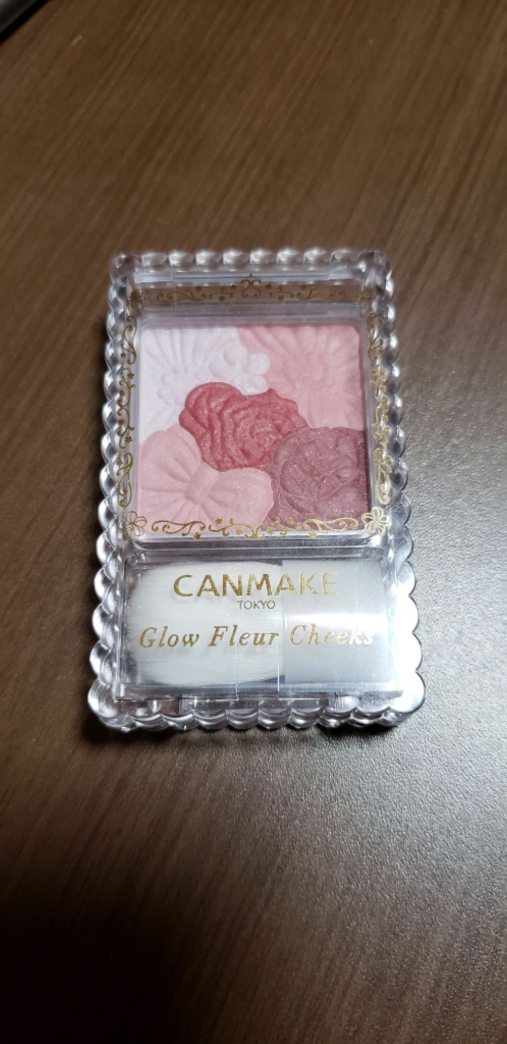 グロウフルールハイライター/キャンメイク/パウダーハイライトを使ったクチコミ（1枚目）