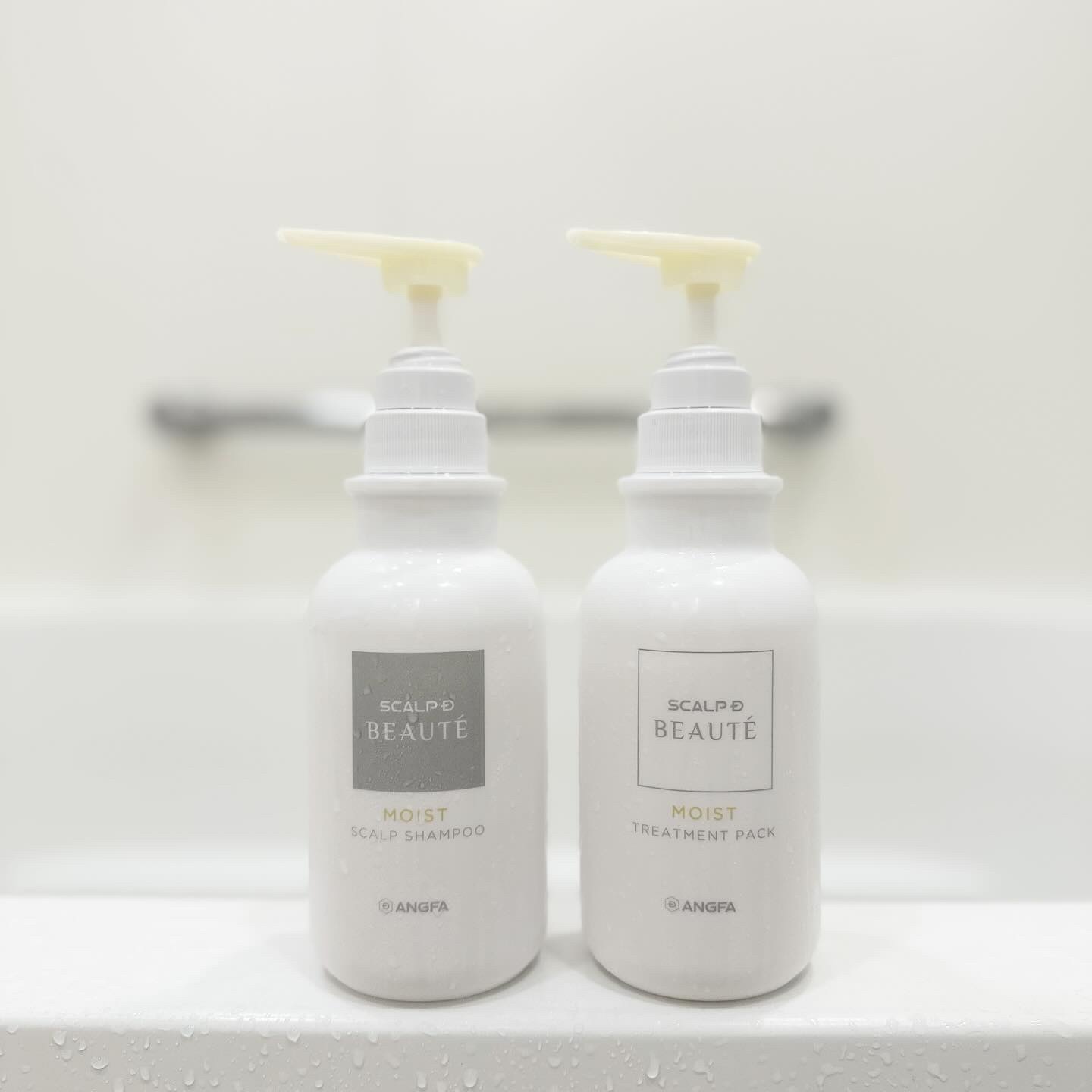 女性の頭皮に向き合い進化し続けてる頭皮ケア🧖‍♀️

┈┈┈┈┈┈┈┈┈┈┈┈┈┈┈┈┈

❤︎ ANGFA

スカルプDボーテ
薬用スカルプシャンプー モイスト
薬用トリートメントパック モイスト

┈┈┈┈┈┈┈┈┈┈┈┈┈┈┈┈┈
