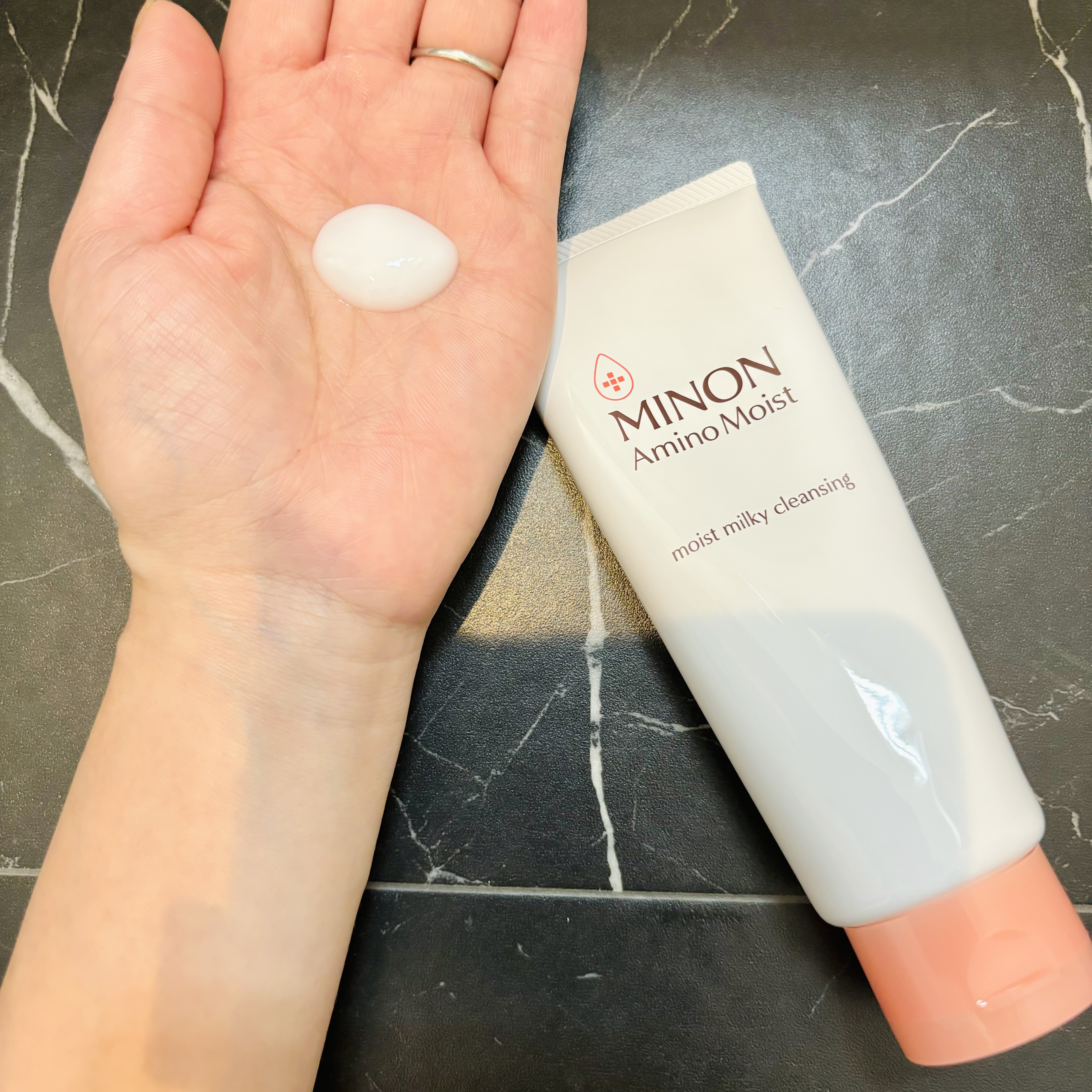 ミノン アミノモイスト モイストミルキィ クレンジング/ミノン/ミルククレンジングを使ったクチコミ（3枚目）