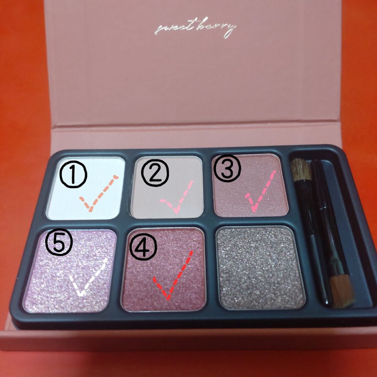 アイカラーパレット/heme/アイシャドウパレットを使ったクチコミ(2枚目)