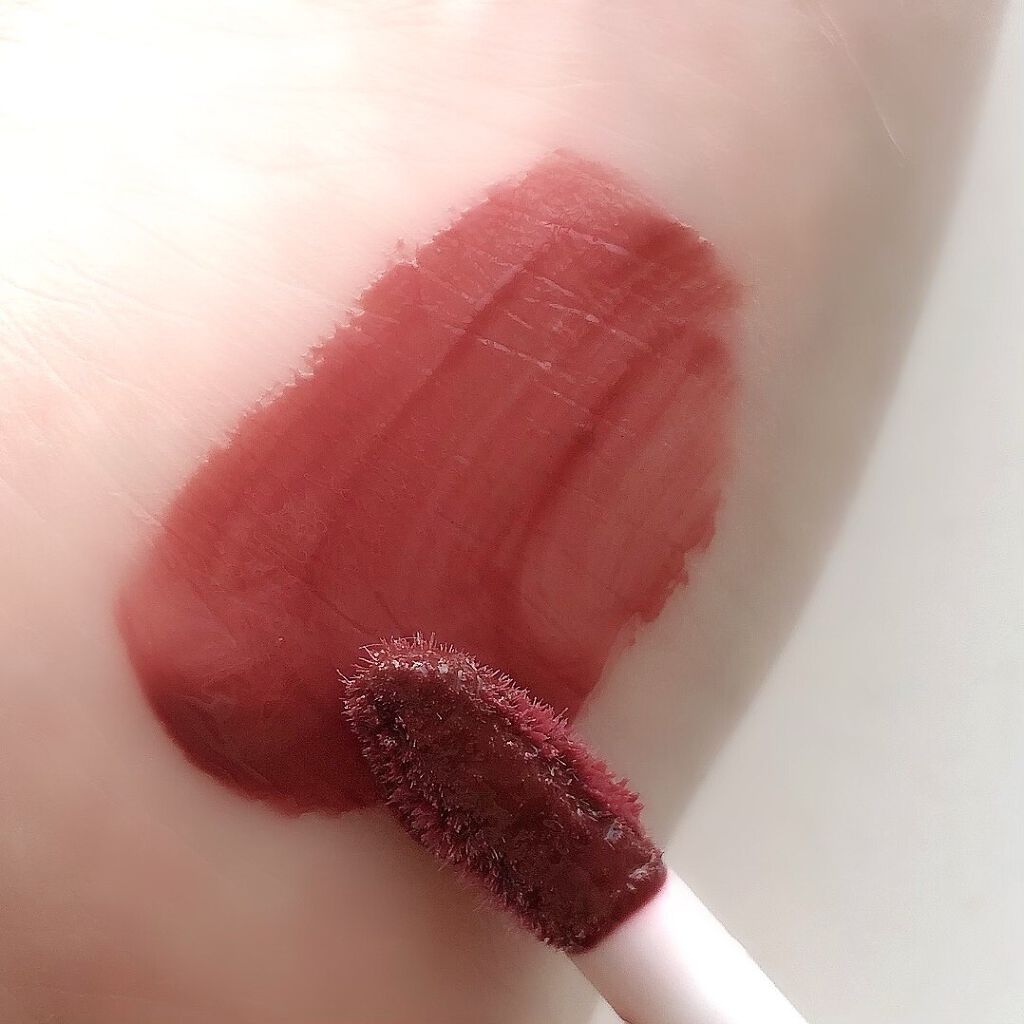 トーン ペタル エッセンス カラー バター/to/one/リップグロスを使ったクチコミ(3枚目)