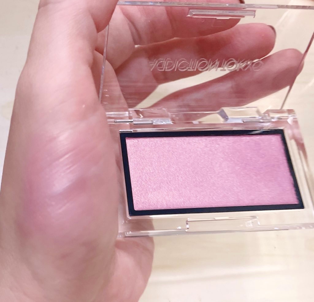 アディクション ザ ブラッシュ パール 103P With Passion/ADDICTION/パウダーチークを使ったクチコミ（3枚目）