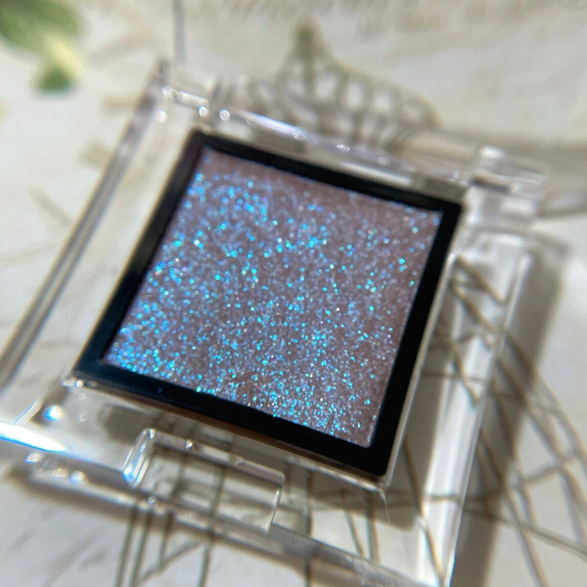 アディクション ザ アイシャドウ スパークル/ADDICTION/単色アイシャドウを使ったクチコミ(2枚目)