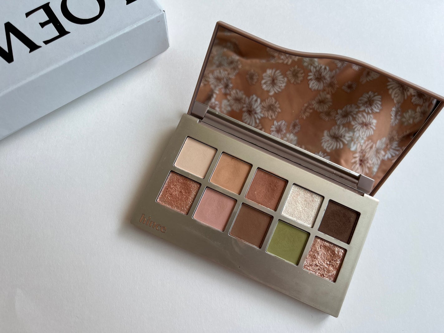 ニューデップスアイシャドウパレット/hince/アイシャドウパレットを使ったクチコミ(2枚目)