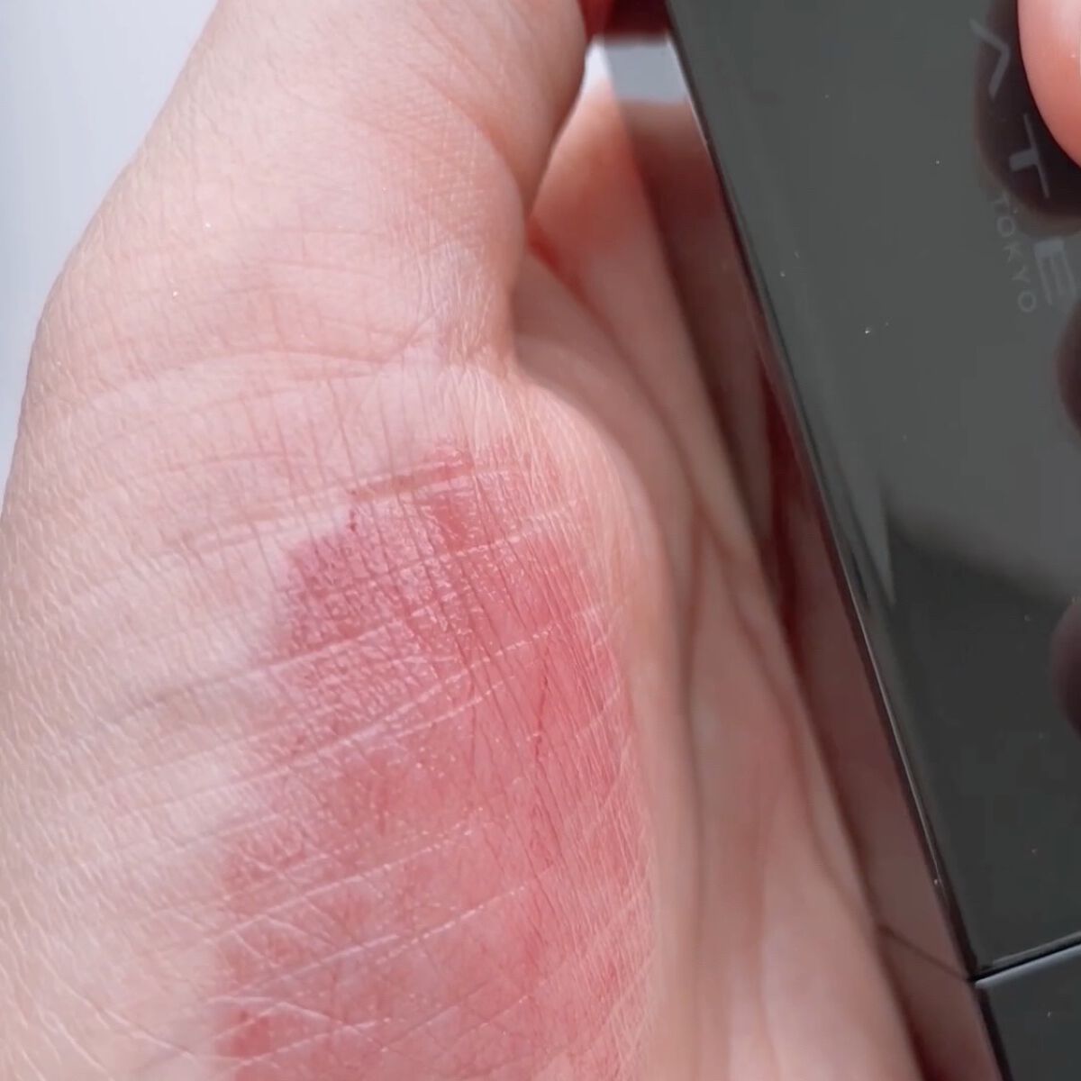 ミネラルクラッシィシャドー/エトヴォス/アイシャドウパレットを使ったクチコミ（3枚目）