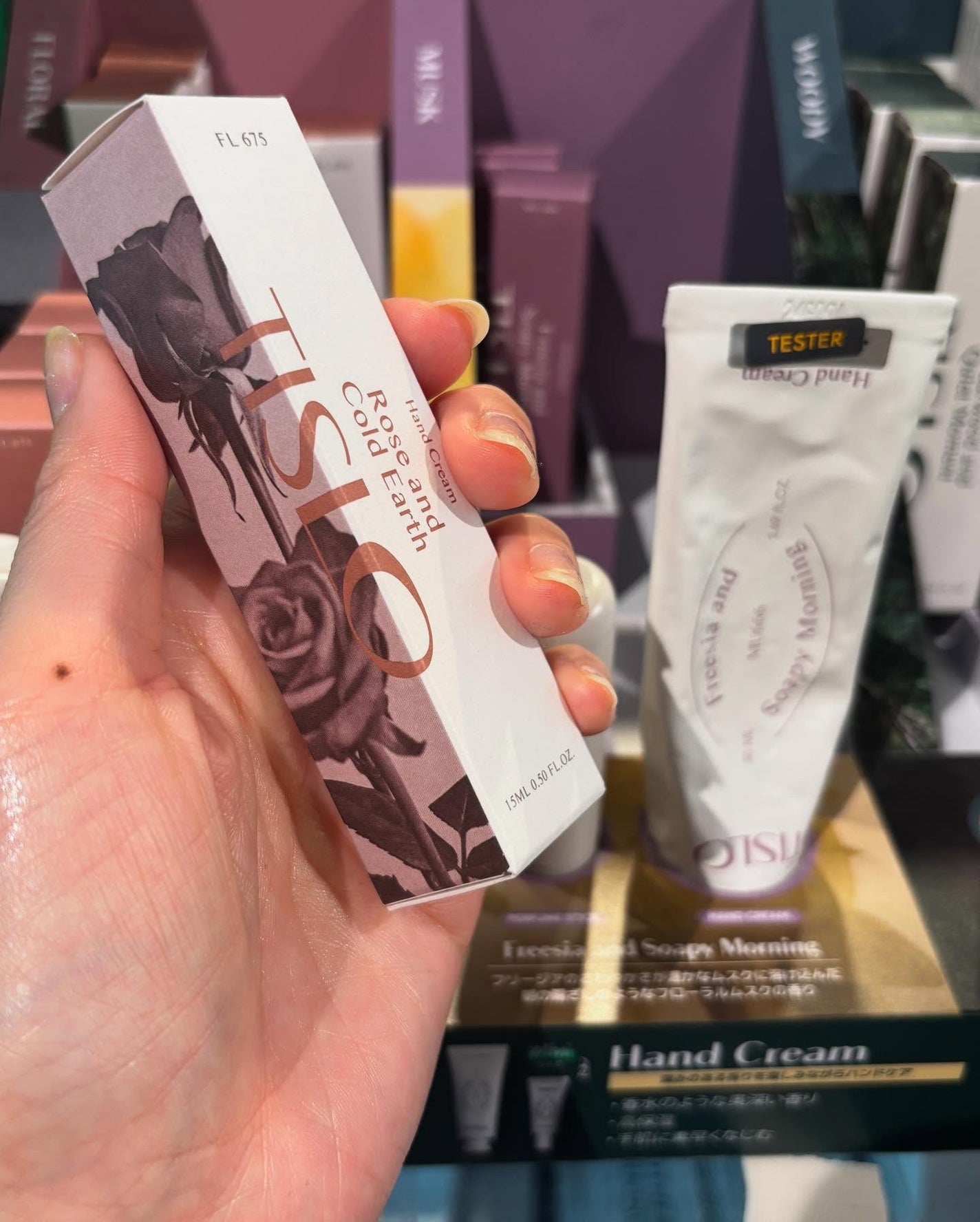 Cedarwood and Quiet Moment/Perfume Stick/TISLO/練り香水を使ったクチコミ(8枚目)