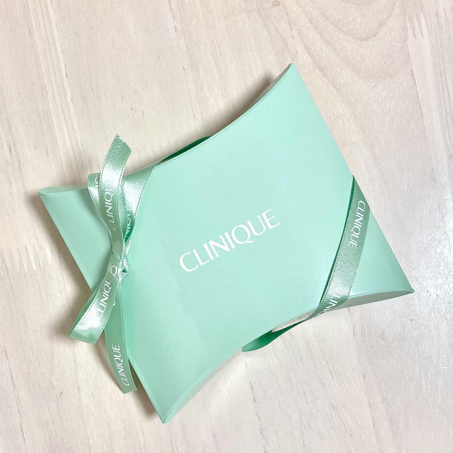 オールモスト リップスティック  ピンク ハニー/CLINIQUE/口紅を使ったクチコミ（3枚目）