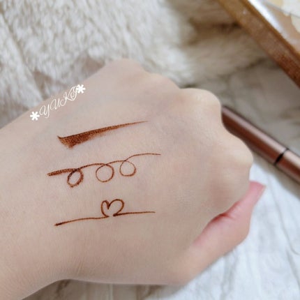 スキルレスライナー/LUMIURGLAS/リキッドアイライナーを使ったクチコミ(8枚目)