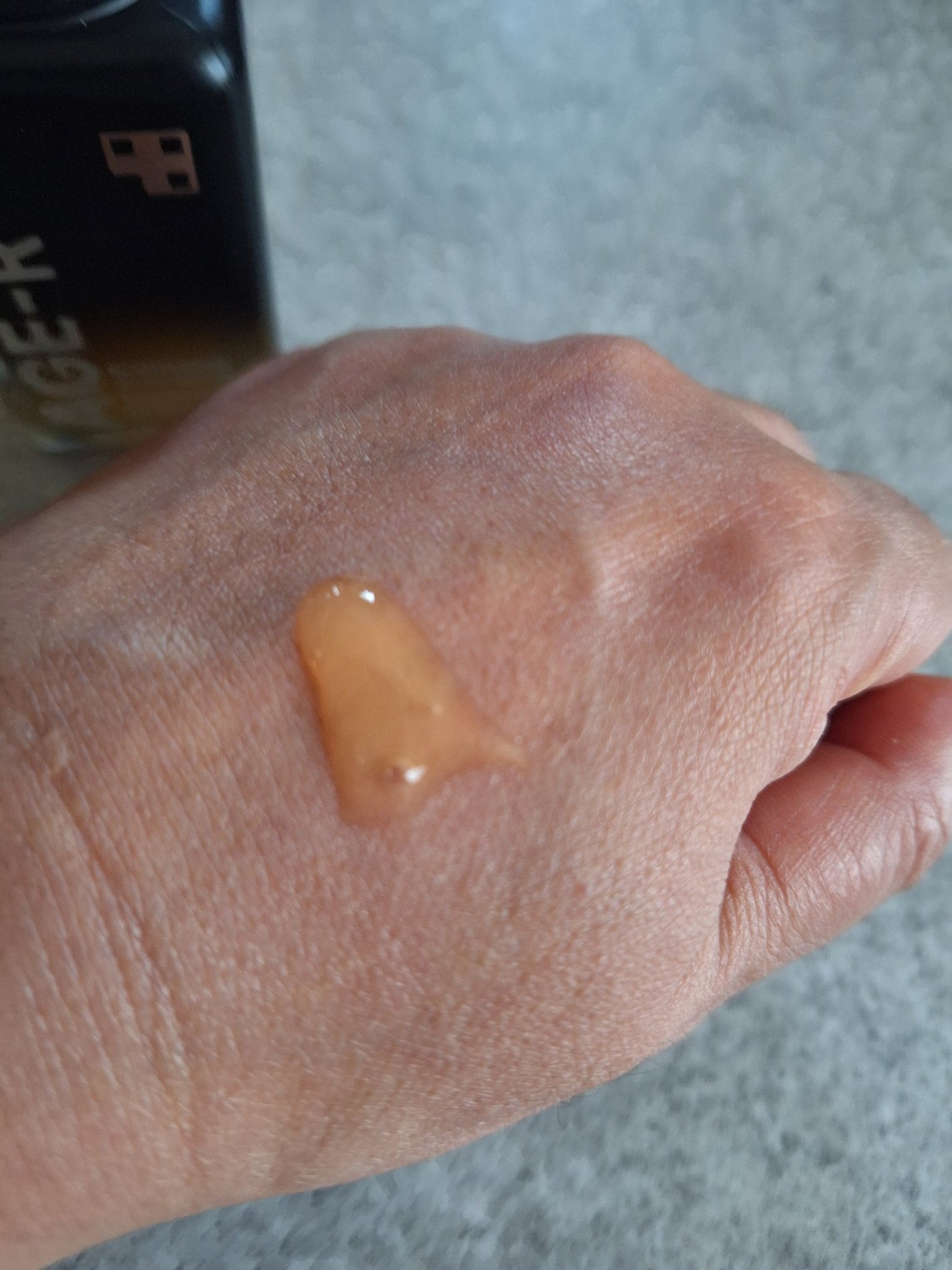 グルタチオングロウアンプル/MEDICUBE/美容液を使ったクチコミ(2枚目)