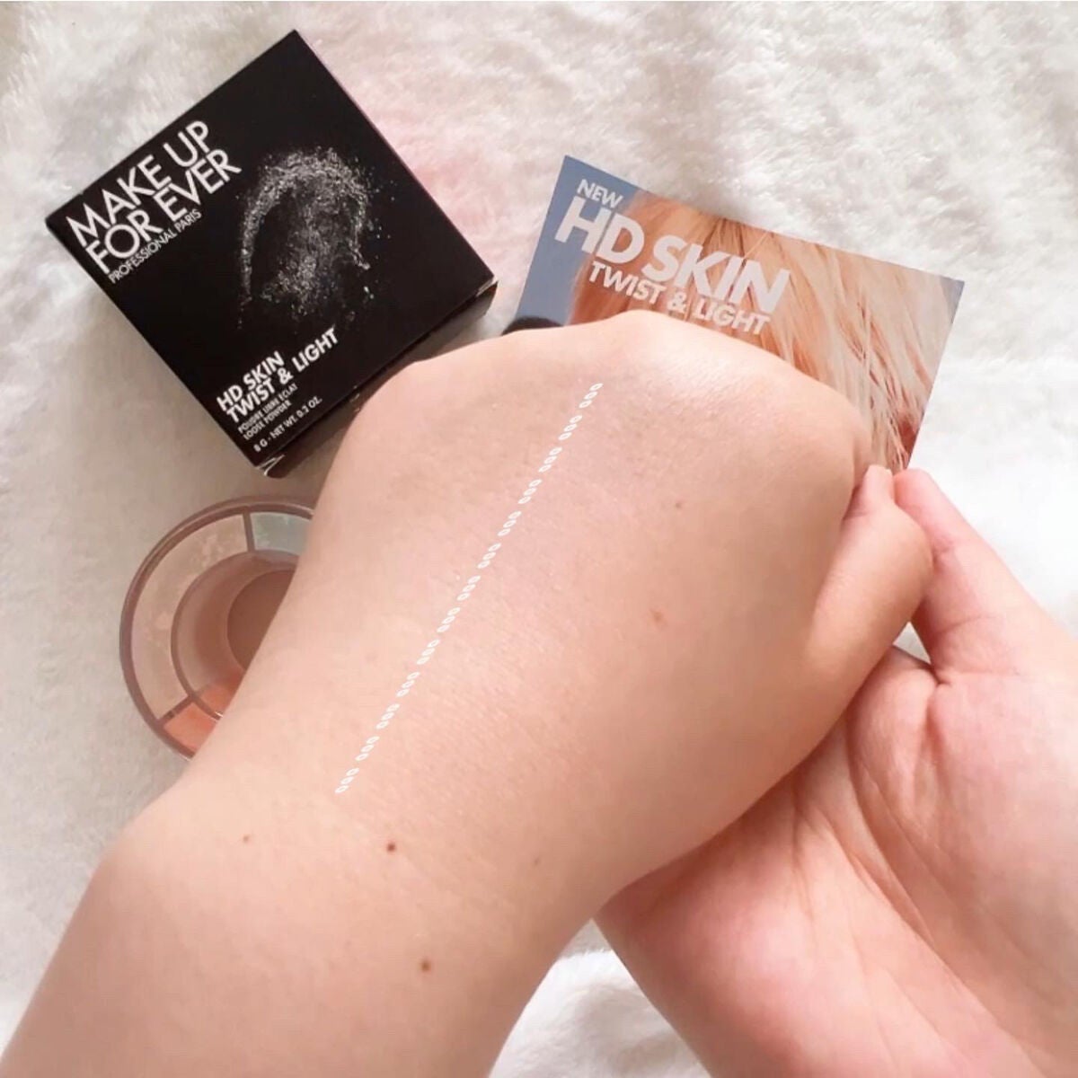 HDスキン ツイストライト/MAKE UP FOR EVER/ルースパウダーを使ったクチコミ(7枚目)