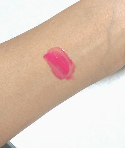 ジューシーリップジェル/ettusais/リップグロスを使ったクチコミ(2枚目)