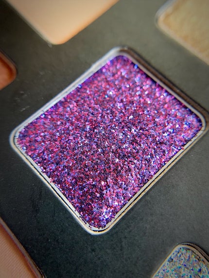 ロックザパーティ アイパレット/shu uemura/アイシャドウパレットを使ったクチコミ(5枚目)