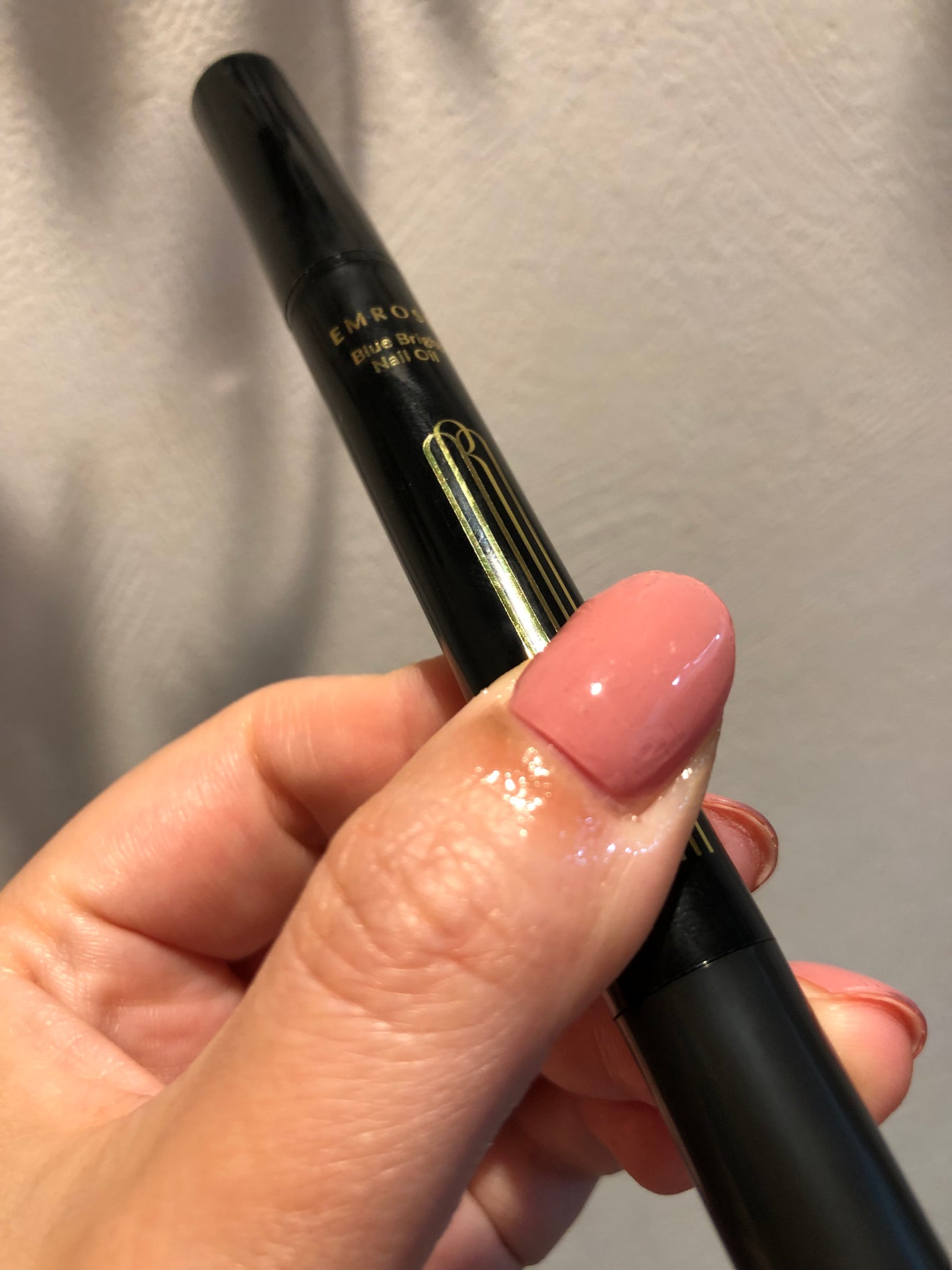 ブルーブライトネイルオイル/EMROSÉ/ネイルオイル・トリートメントを使ったクチコミ(4枚目)