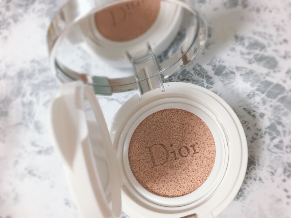 ディオール スノー パーフェクト ライト クッション SPF 50-PA+++/Dior/クッションファンデーションを使ったクチコミ(1枚目)