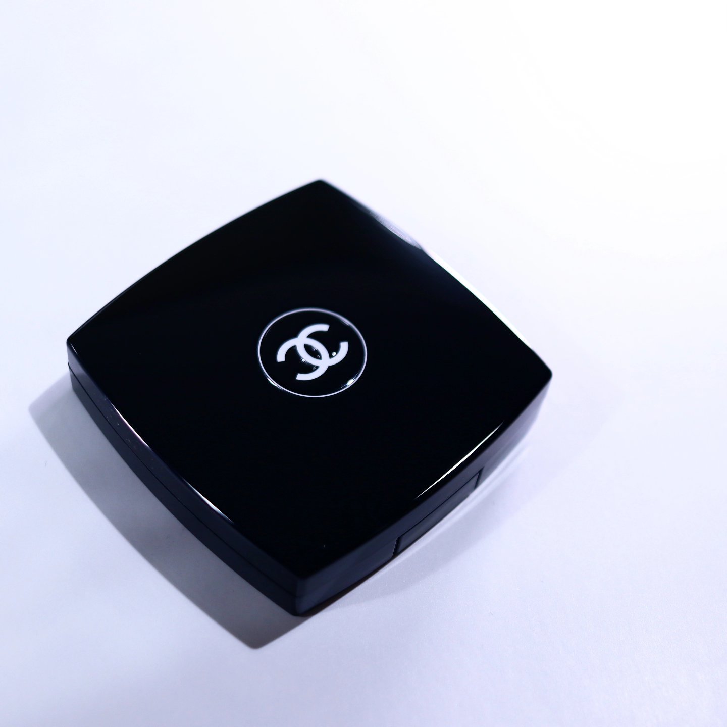 オンブル エサンシエル/CHANEL/単色アイシャドウを使ったクチコミ（1枚目）