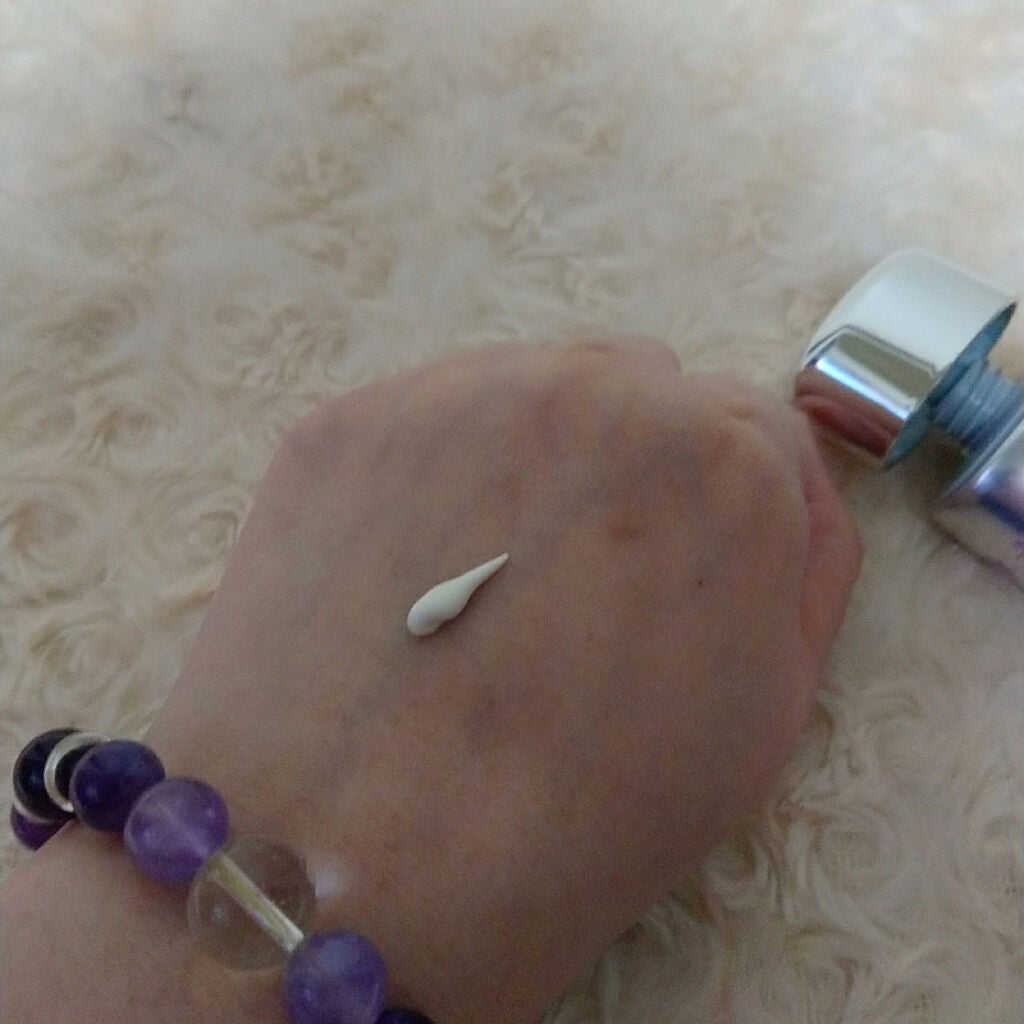 レイオブブライト ラディアンス モイスチュアライザー/Awake/化粧下地を使ったクチコミ(3枚目)