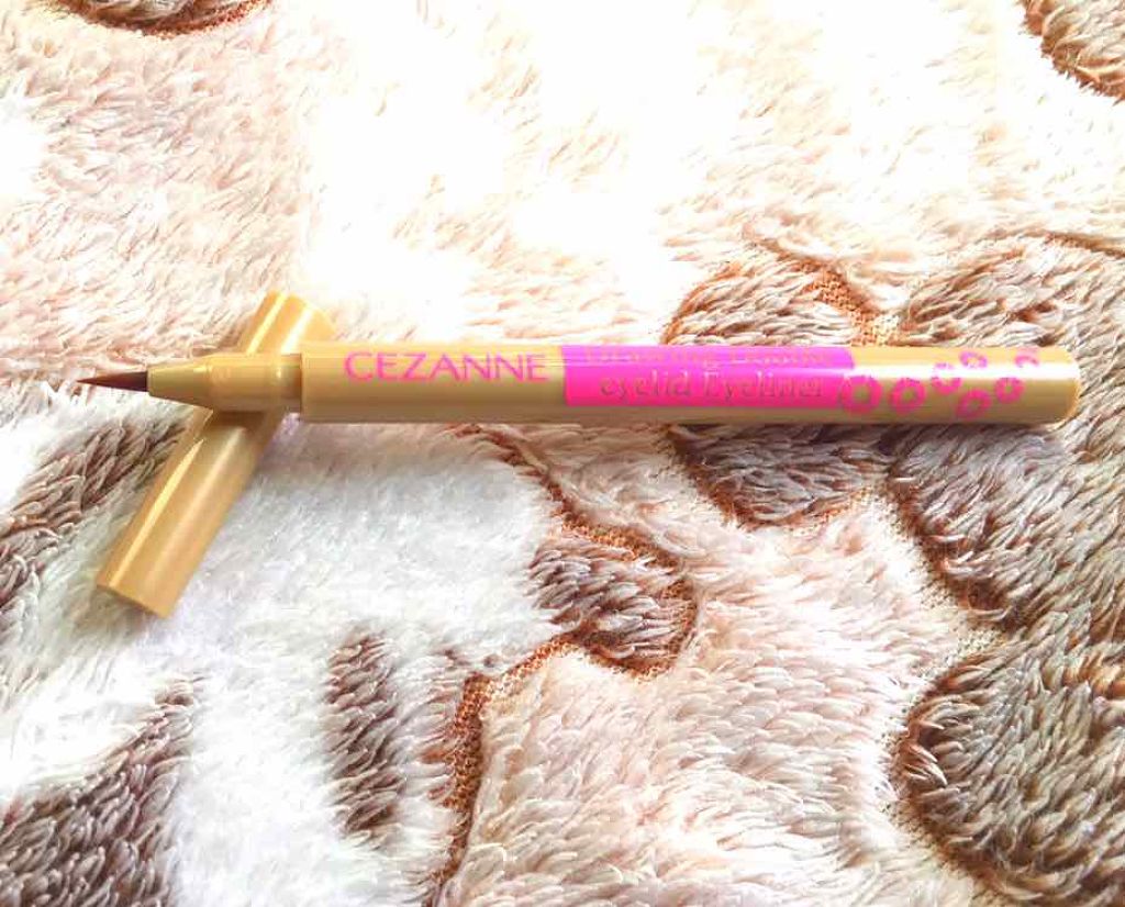 描くふたえアイライナー/CEZANNE/リキッドアイライナーを使ったクチコミ(2枚目)