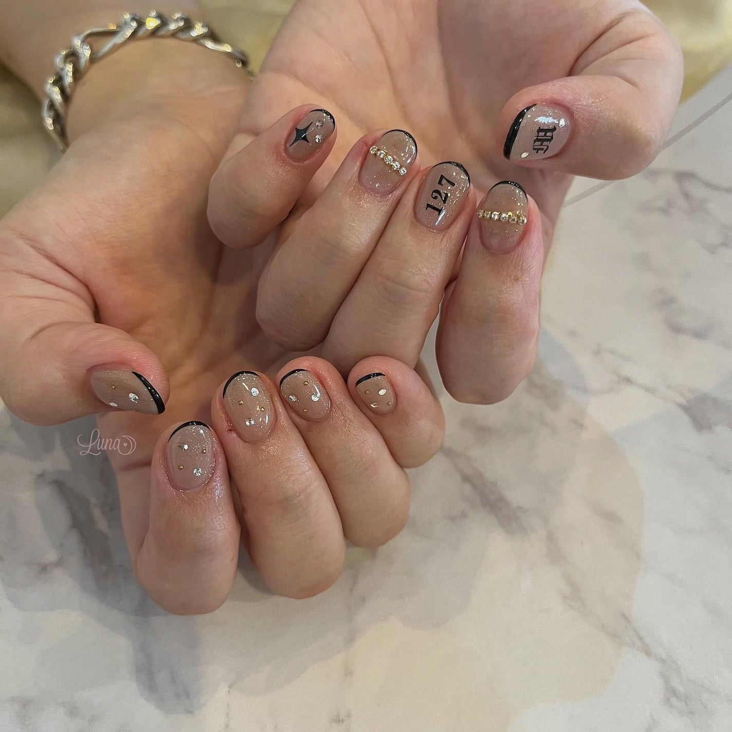 Iuna. Mizuki on LIPS 「.スペシャルプラン🖤#nail#nailstagram#gel..」(1枚目)