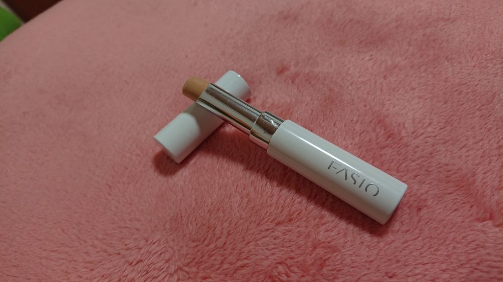 UV コンシーラー/FASIO/スティックコンシーラーを使ったクチコミ（2枚目）
