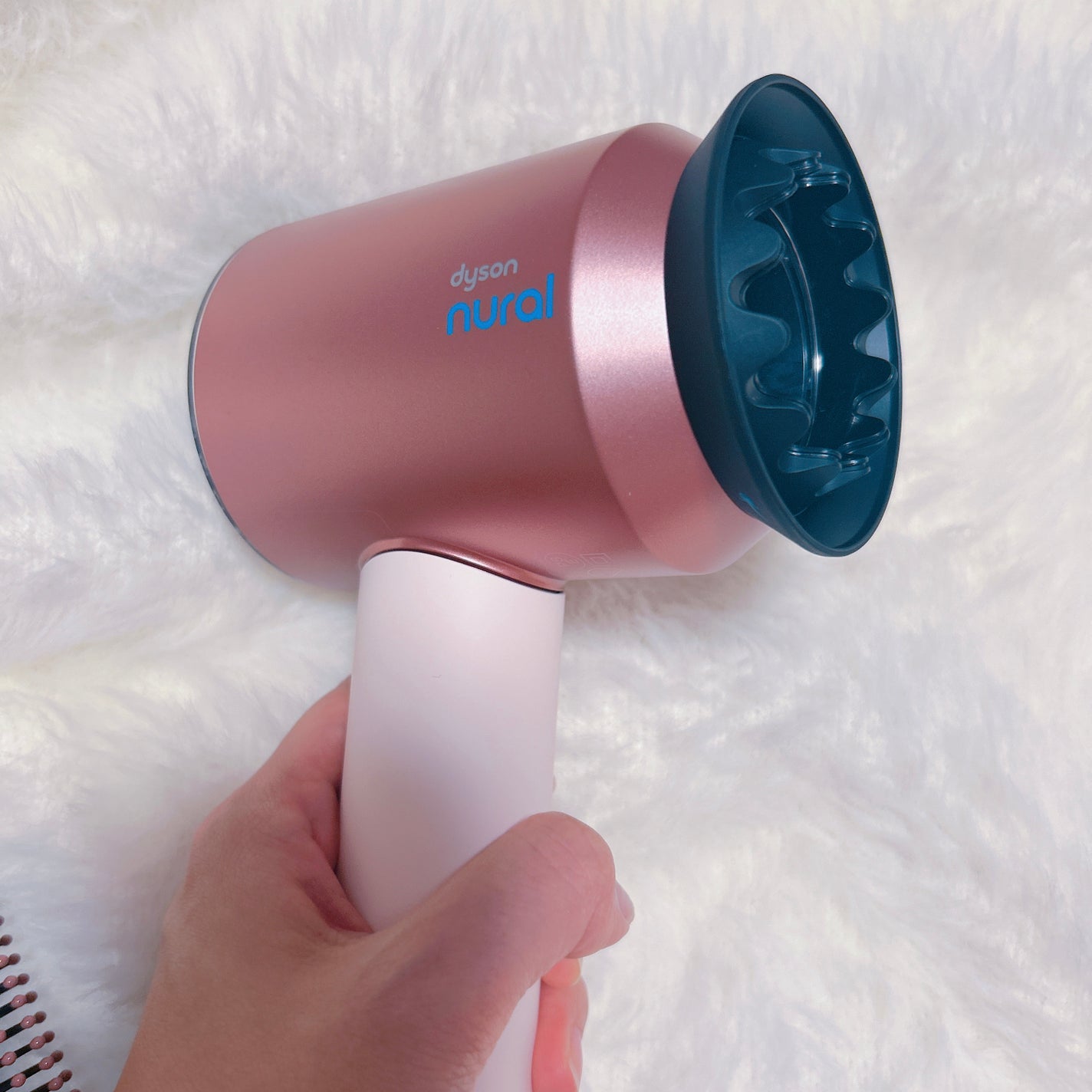 Dyson Supersonic Nural ™ Shine ヘアドライヤー/dyson/ドライヤーを使ったクチコミ(4枚目)