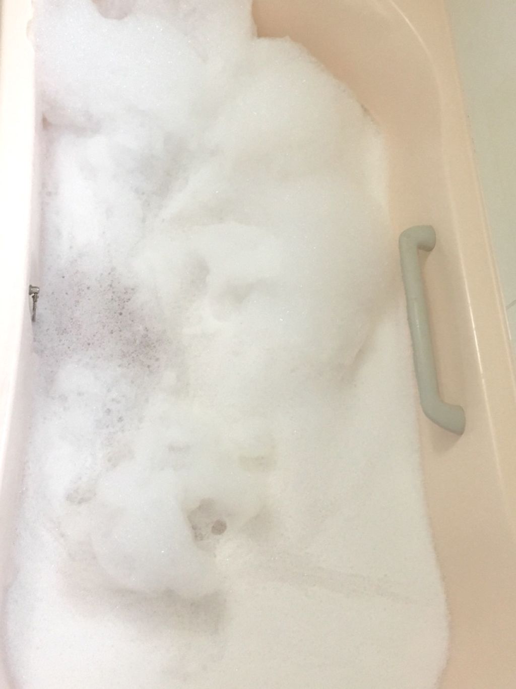 贅沢泡とろ 入浴料 ジュエリーローズの香り/お湯物語/保湿系入浴剤を使ったクチコミ（2枚目）