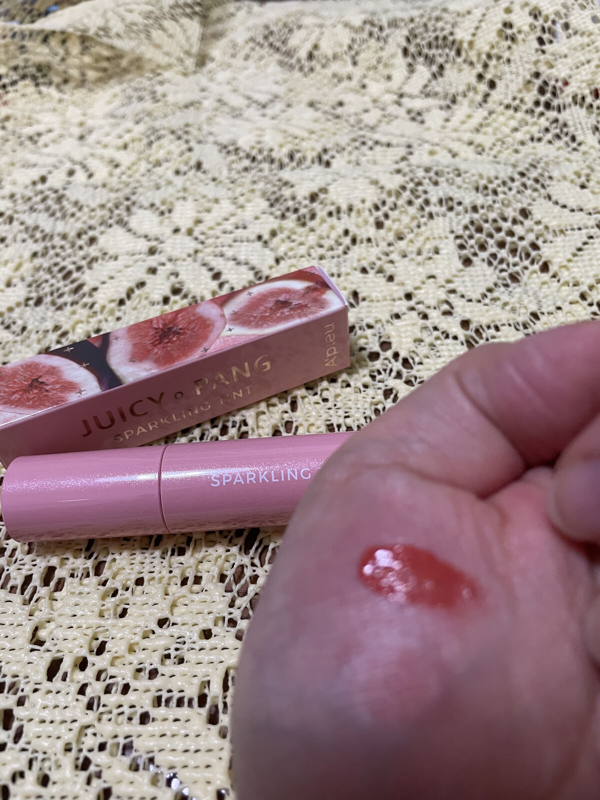 アピュー ジューシーパン スパークリングティント/A’pieu/口紅を使ったクチコミ（3枚目）