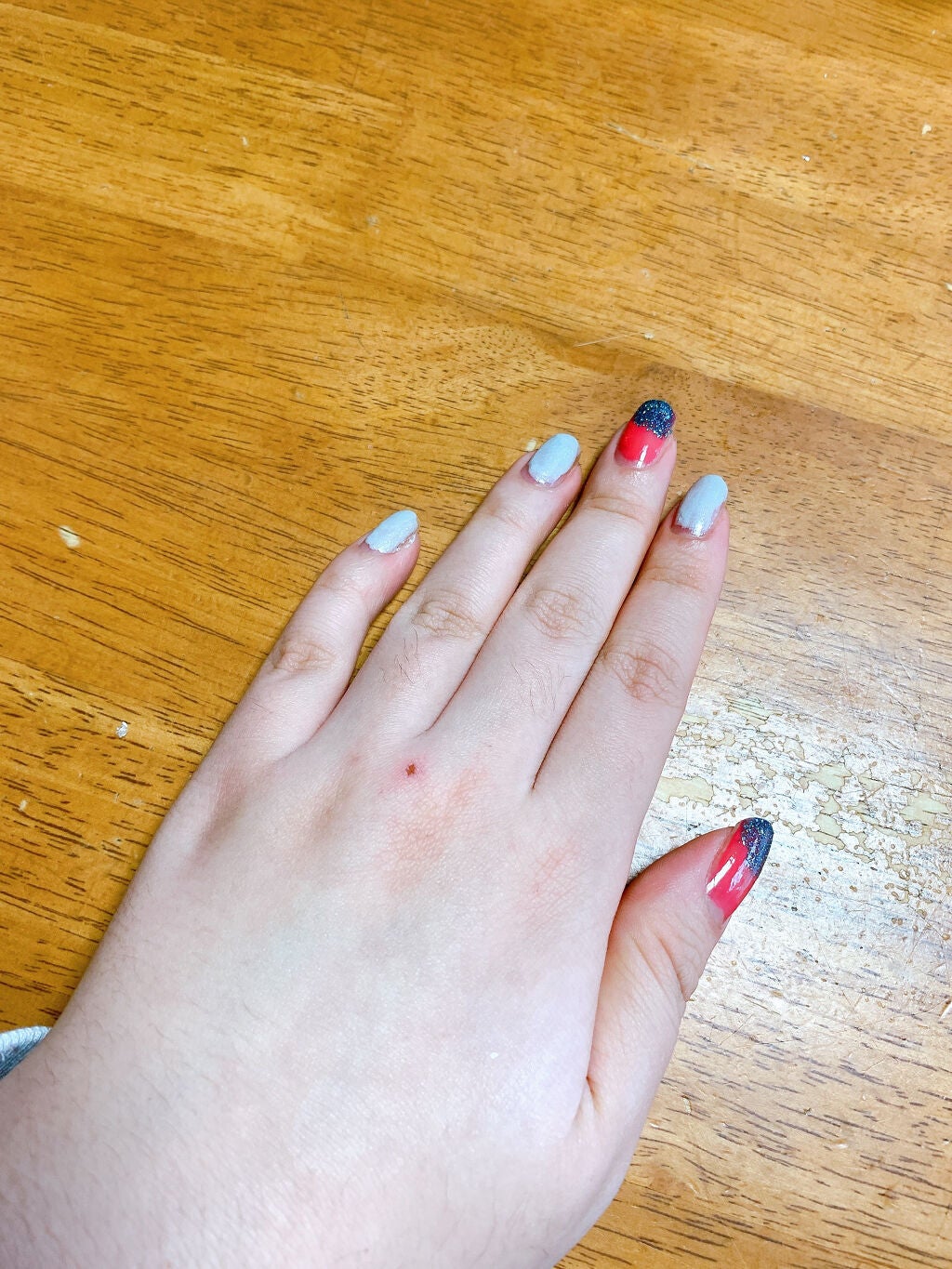 カラフルネイルズ/キャンメイク/マニキュアを使ったクチコミ(1枚目)