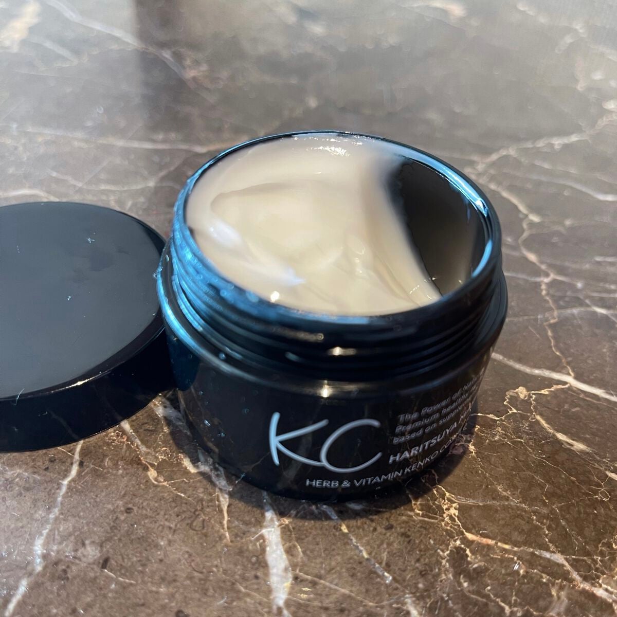 maria on LIPS 「KC/はりつやマスククリーム✼••┈┈••✼••┈┈••✼••..」(3枚目)