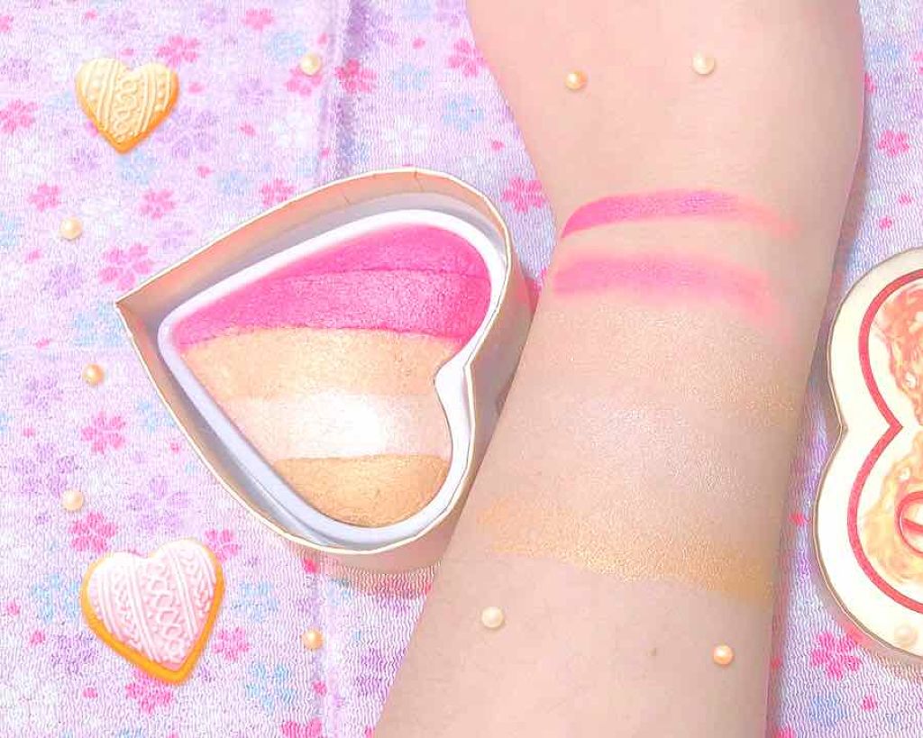 ハートハイライター マーメイドハート/MAKEUP REVOLUTION/パウダーハイライトを使ったクチコミ(2枚目)