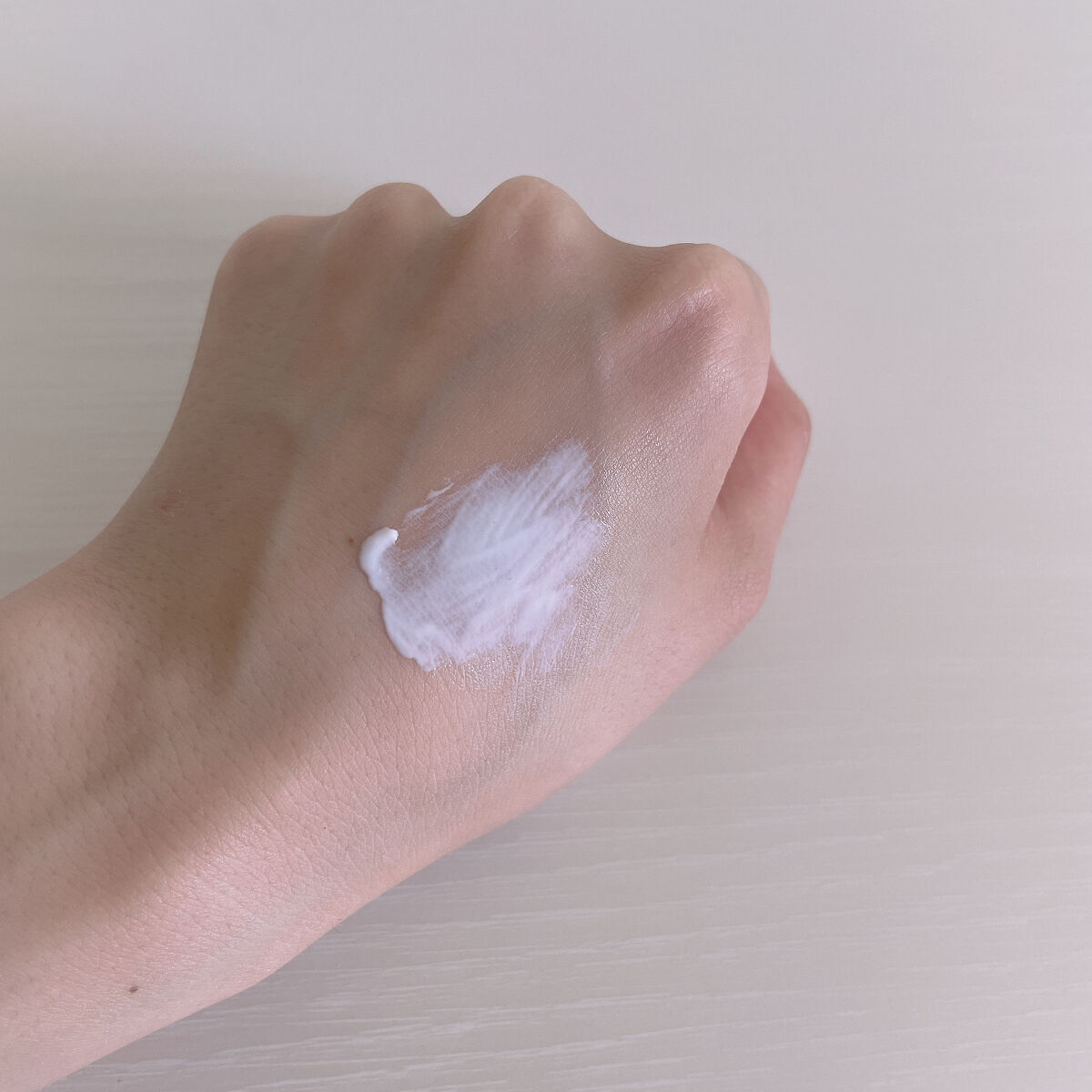 ユースキン　シソラUVミルクEX/ユースキン/日焼け止めミルクを使ったクチコミ（2枚目）