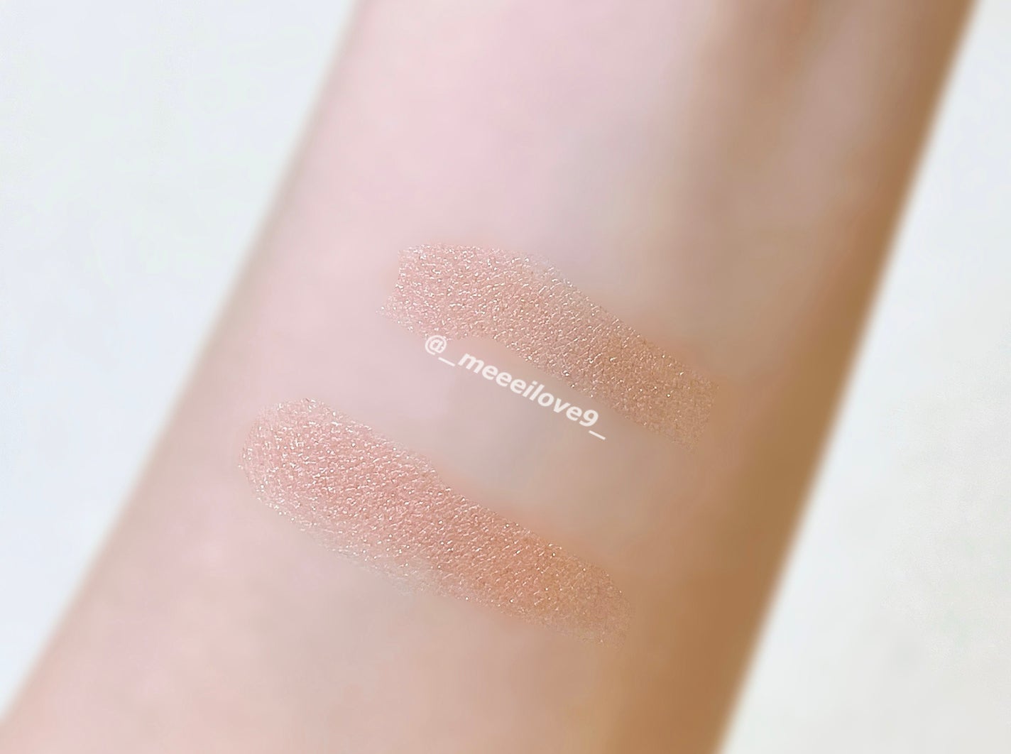 アディクション ザ アイシャドウ パール/ADDICTION/単色アイシャドウを使ったクチコミ(2枚目)