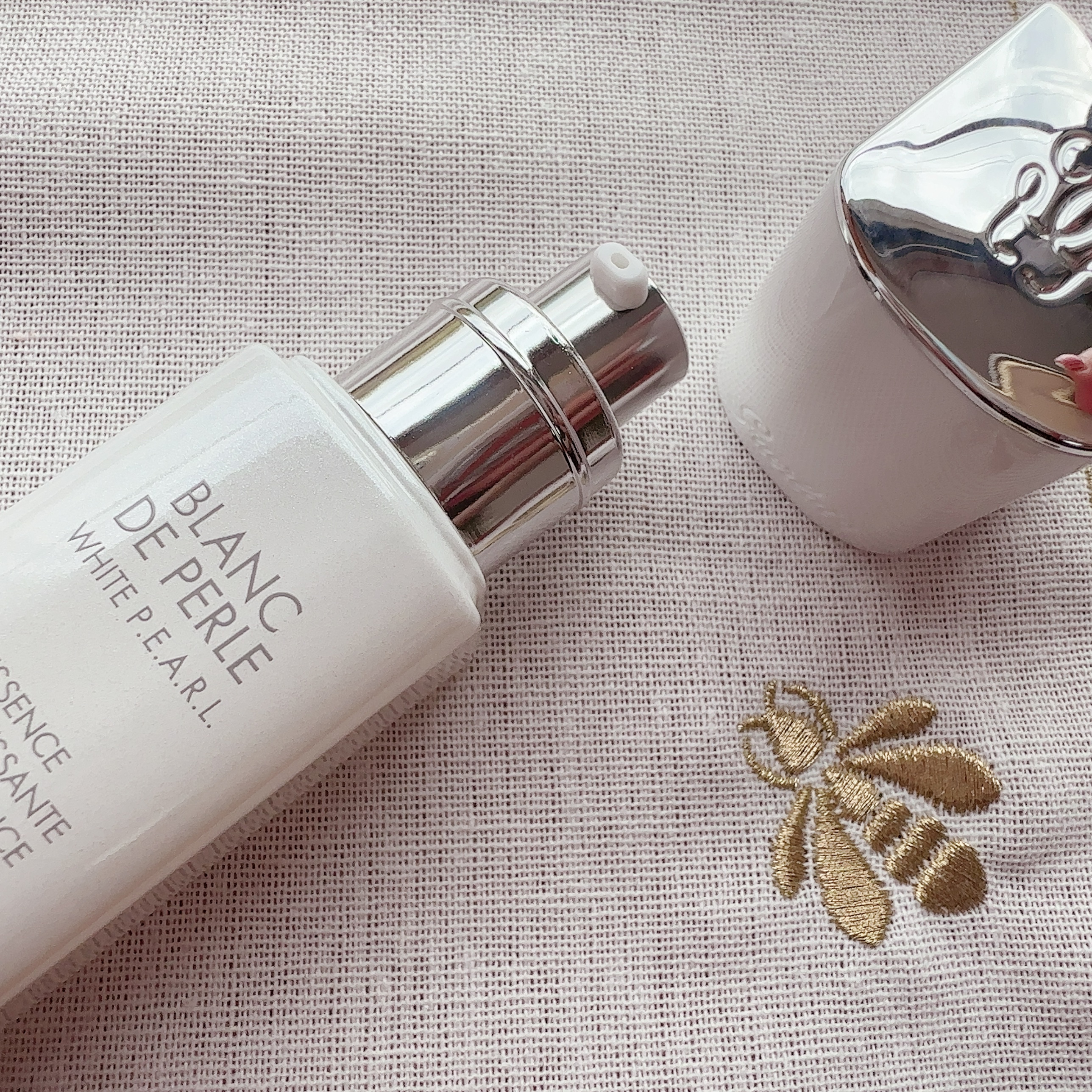 【未使用】Guerlain B ゲラン　ペルル ブラン　美白美容液30mL 未使用】Guerlain B ゲラン ペルル ブラン 美白美容液30mL