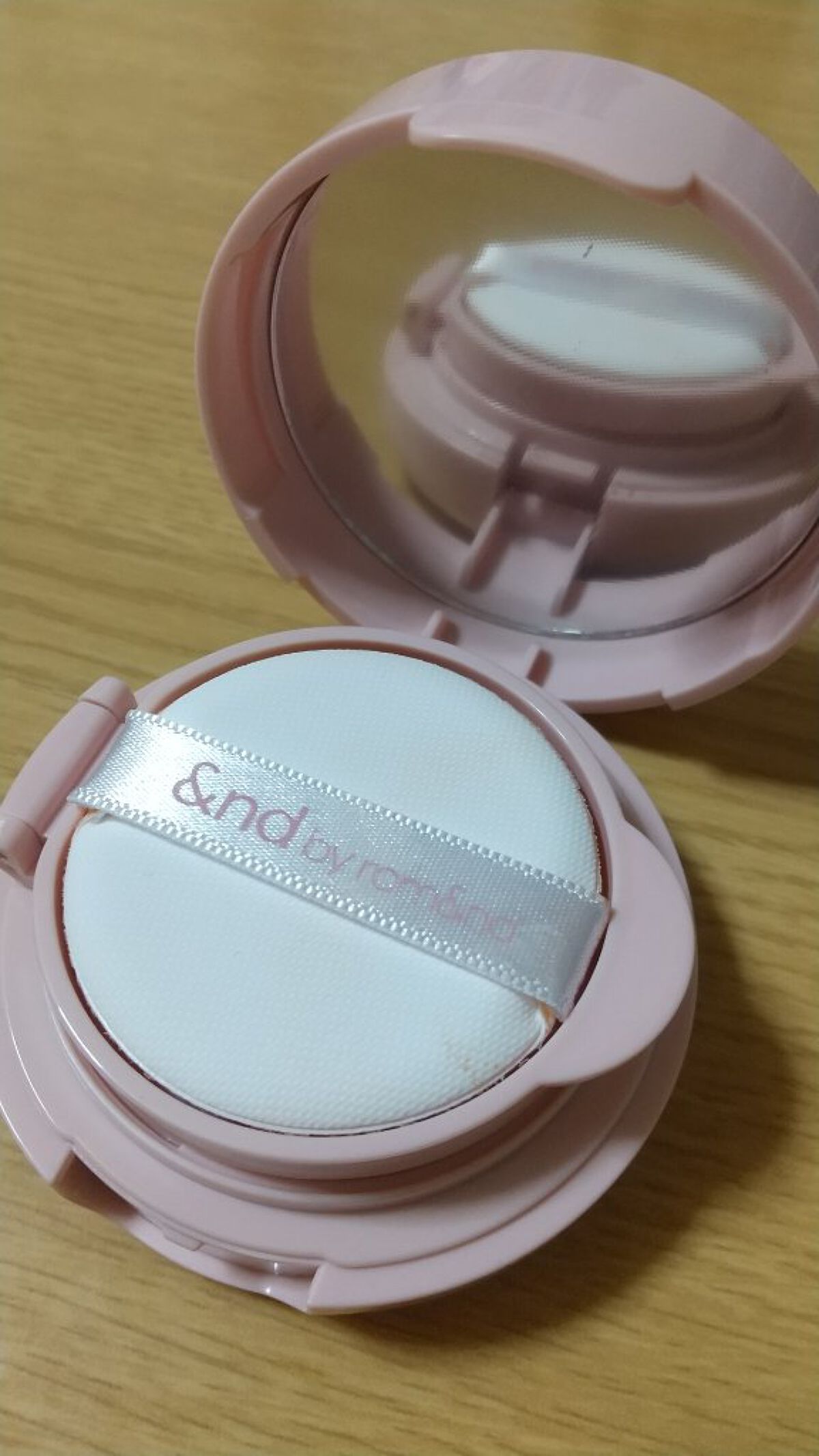 アンドバイロムアンド　メロウマットクッション BE01 ピュア/&nd by rom&nd/クッションファンデーションを使ったクチコミ（3枚目）