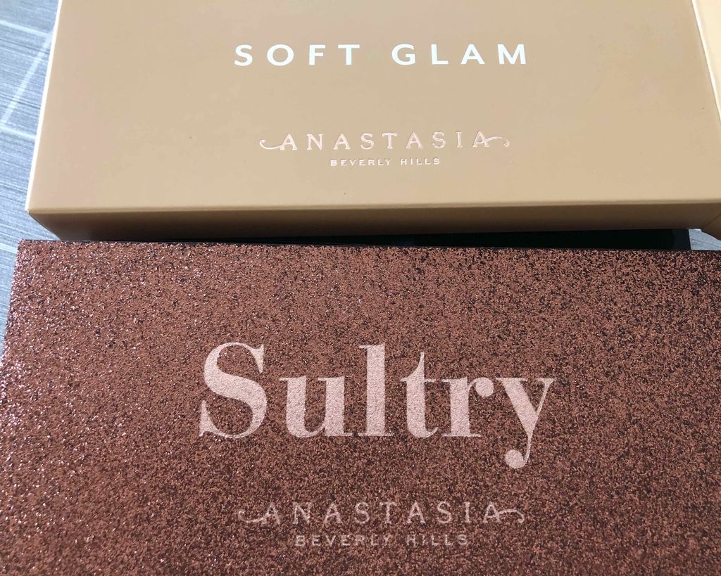 SOFT GLAM アイシャドウ パレット/アナスタシア ビバリーヒルズ/アイシャドウパレットを使ったクチコミ(1枚目)