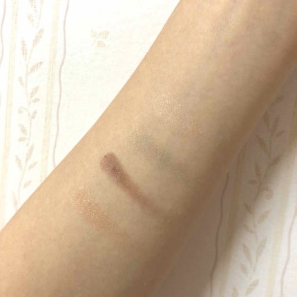 リアルクローズシャドウ/excel/アイシャドウパレットを使ったクチコミ(3枚目)