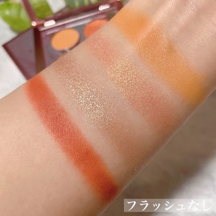VAST NEBULA 4COLOR EYESHADOW PALETTE/HEXZE(ヘックスゼ)/アイシャドウパレットを使ったクチコミ(4枚目)