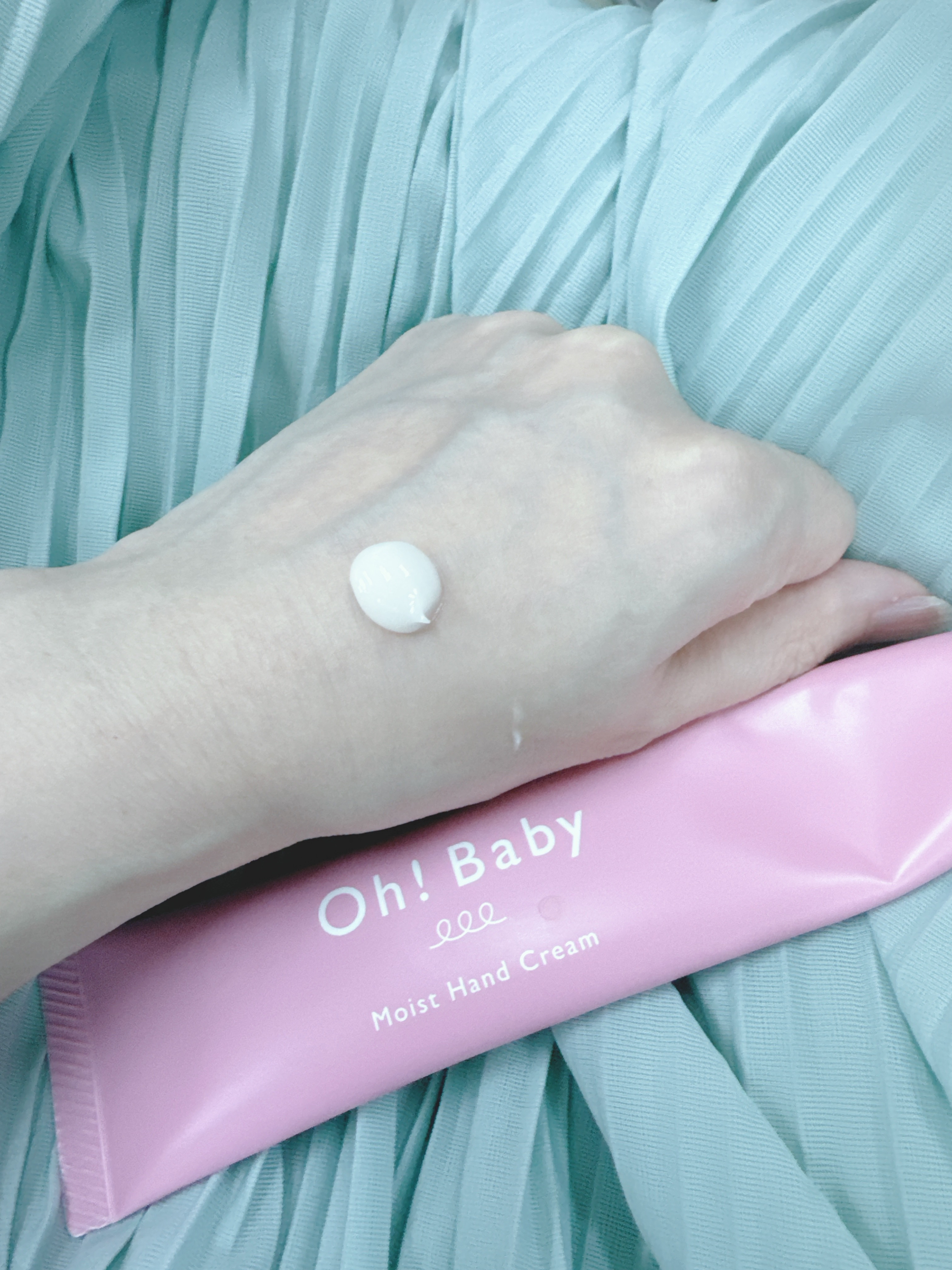 ハウス オブ ローゼ Oh!Baby モイストハンドクリームのクチコミ「◇季節を問わずハンドクリームをつかうメリット
◇手のシワ、くすみ、シミ予防

⊹ ࣪˖ ┈┈ .....」（3枚目）