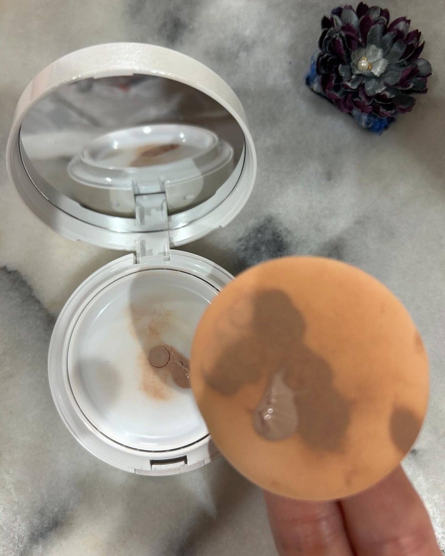 V3 ブリリアント ファンデーション/SPICARE/クッションファンデーションを使ったクチコミ(3枚目)