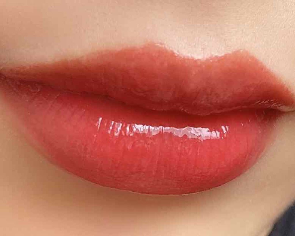 ジューシーラスティングティント/rom&nd/リップティントを使ったクチコミ（3枚目）